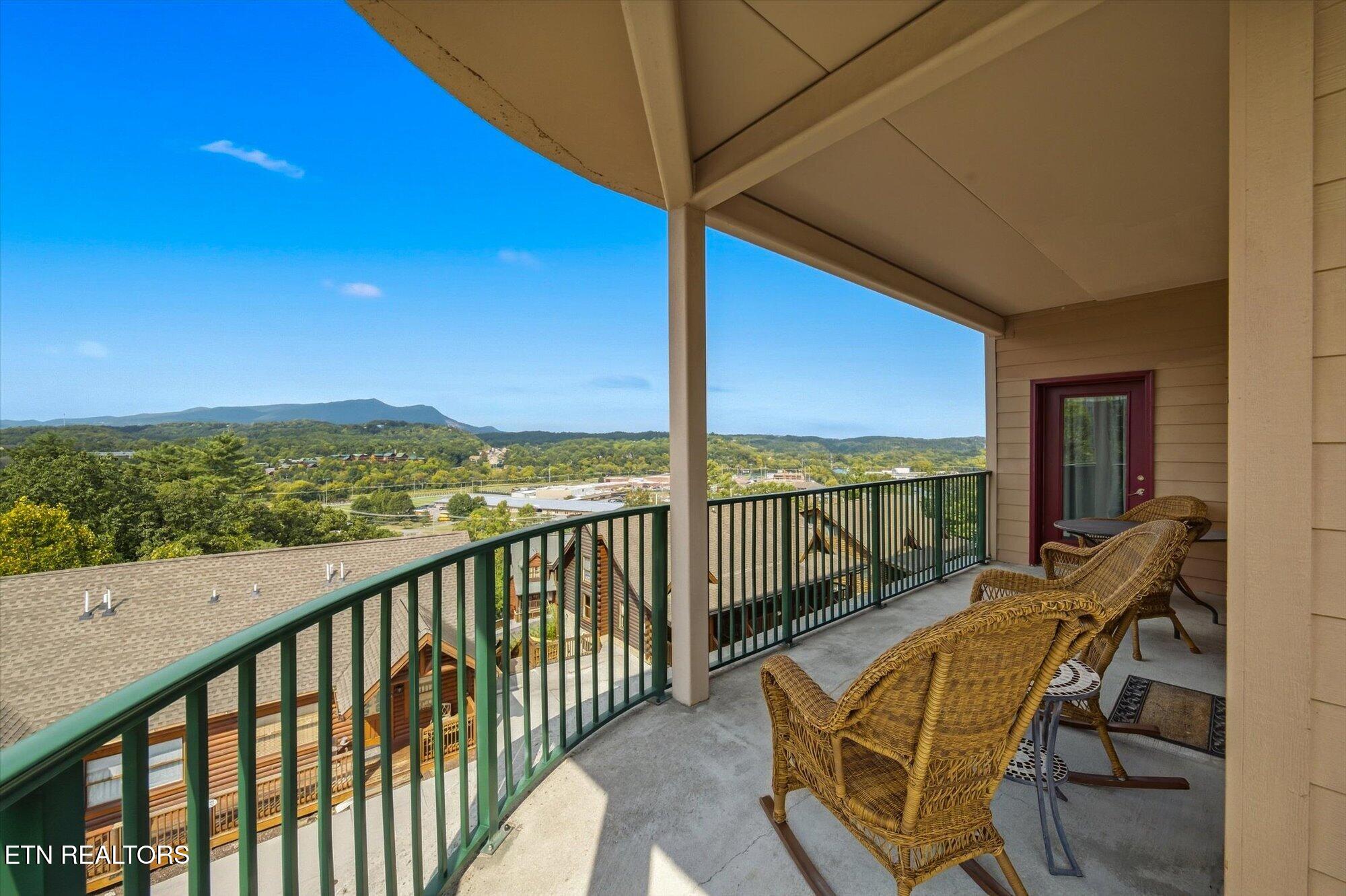 410 Big Bear Way Pigeon Forge TN 37863