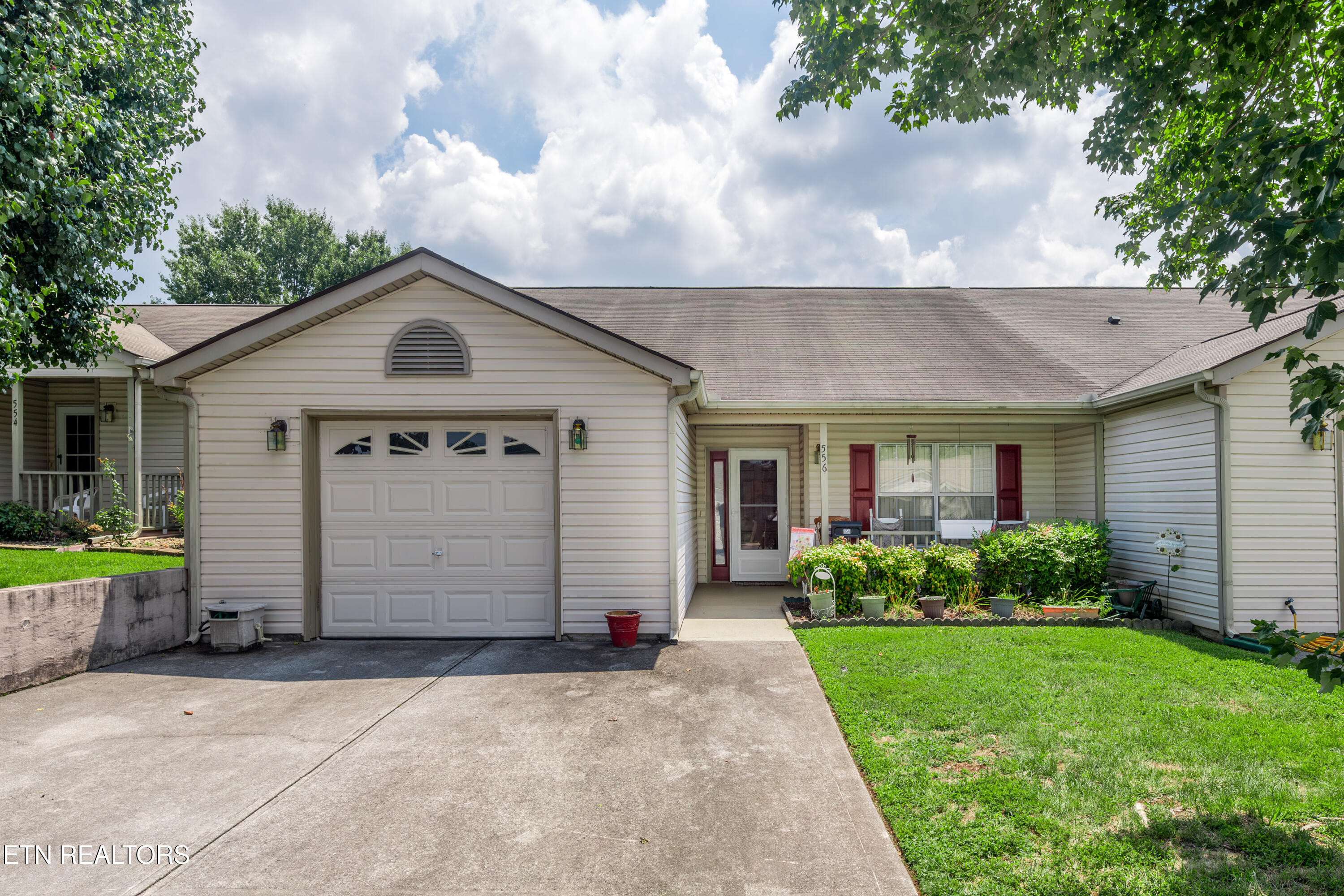 556 Ravenwood Drive Maryville TN 37801