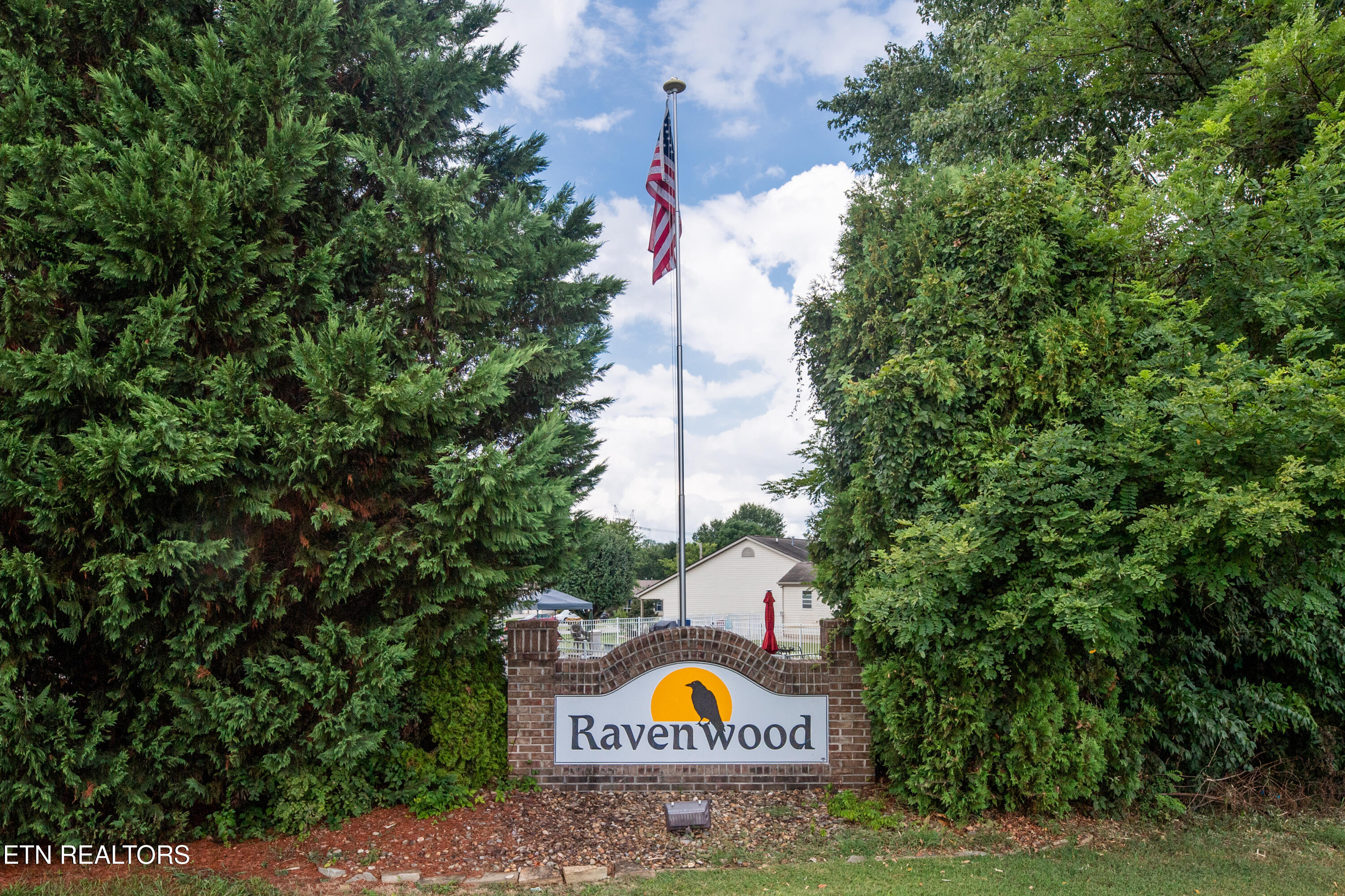 556 Ravenwood Drive Maryville TN 37801