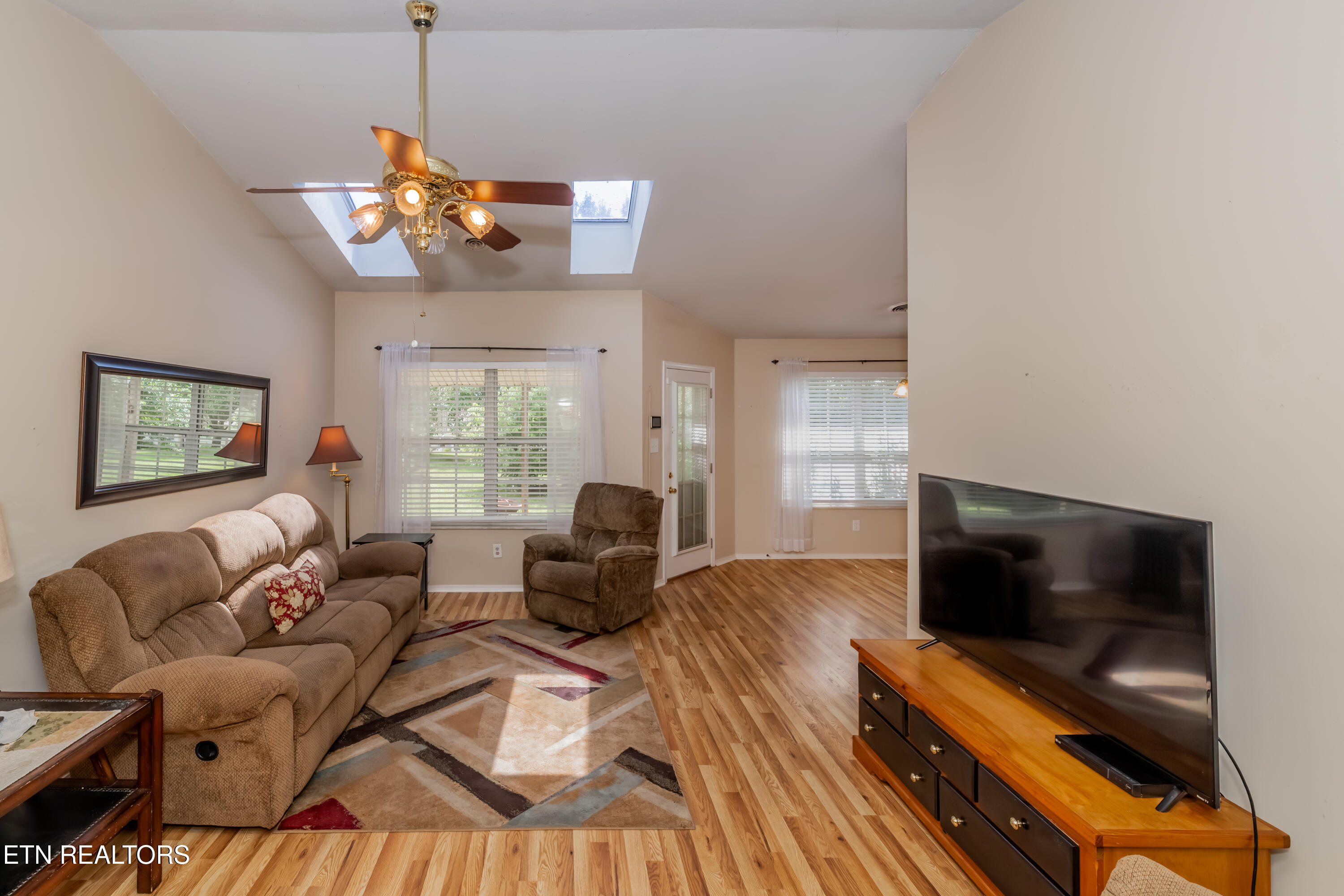 556 Ravenwood Drive Maryville TN 37801