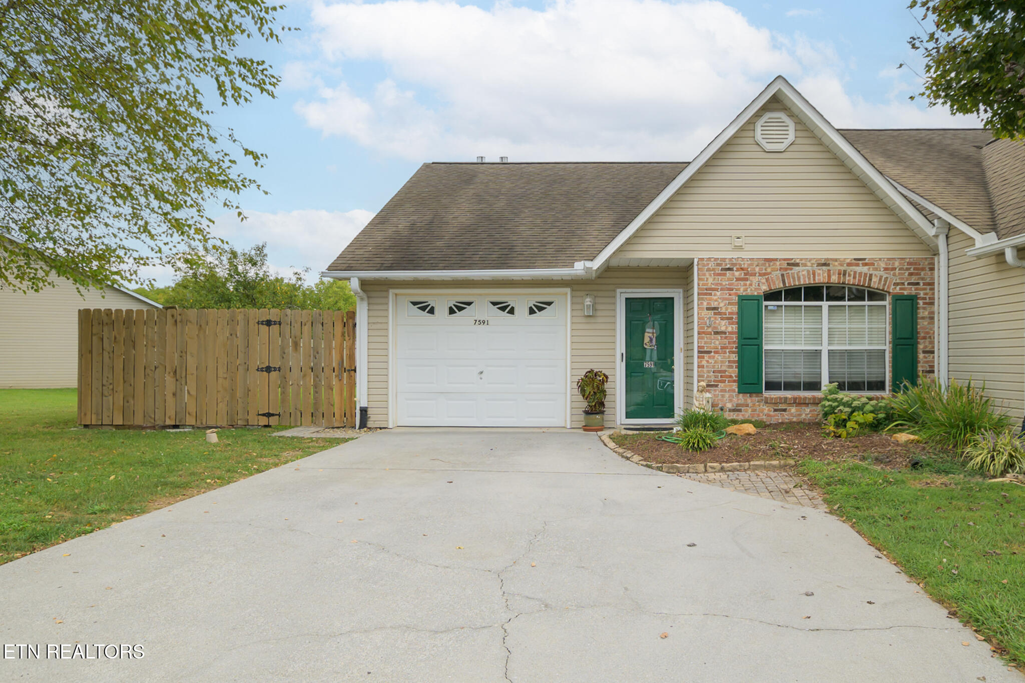 7591 Creek Song Court Knoxville TN 37920