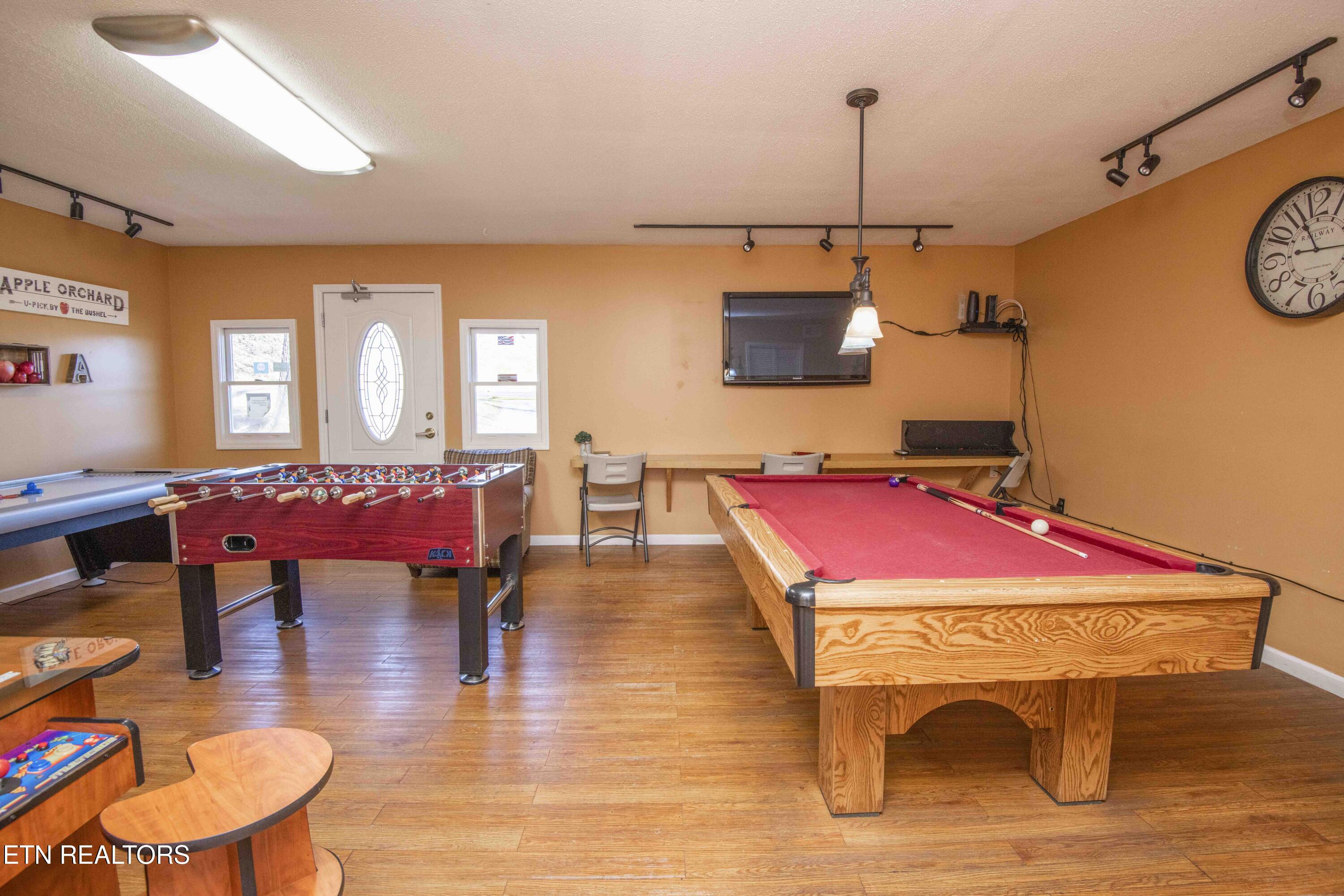 527 River Place Way Sevierville TN 37862