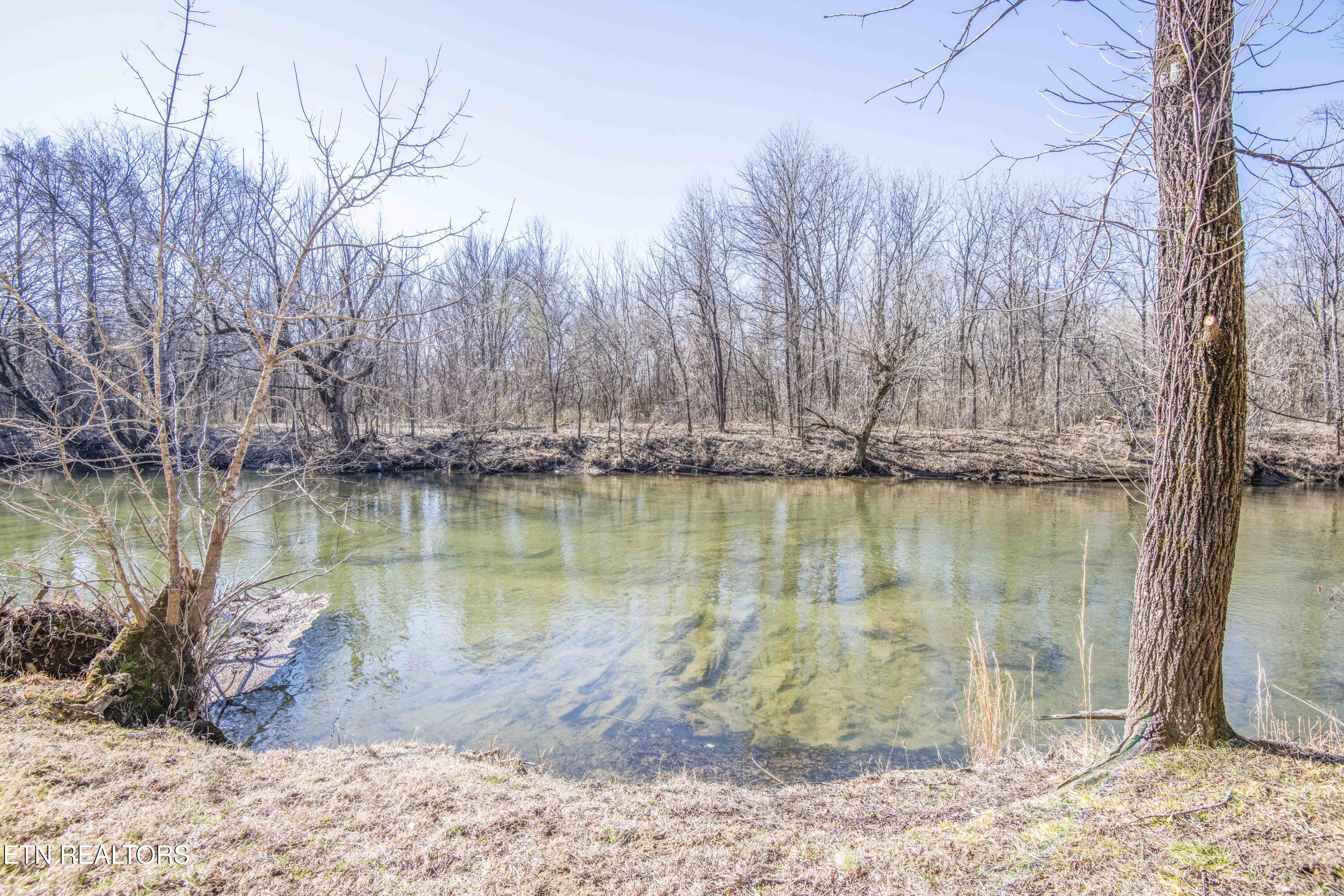 527 River Place Way Sevierville TN 37862