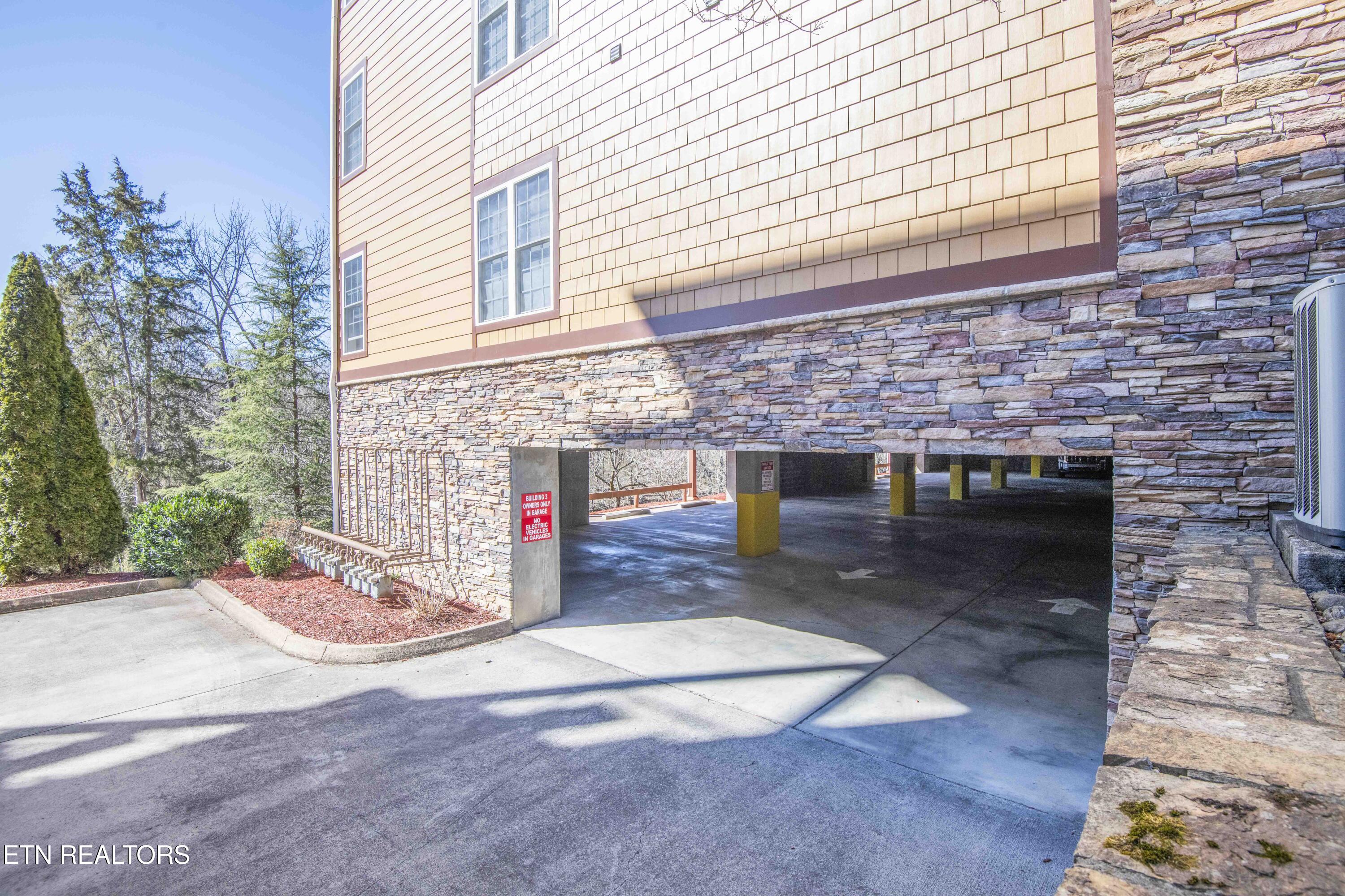 527 River Place Way Sevierville TN 37862