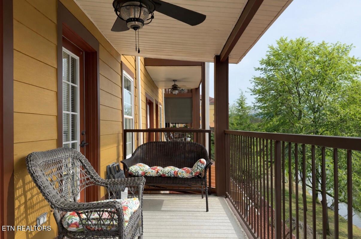 527 River Place Way Sevierville TN 37862