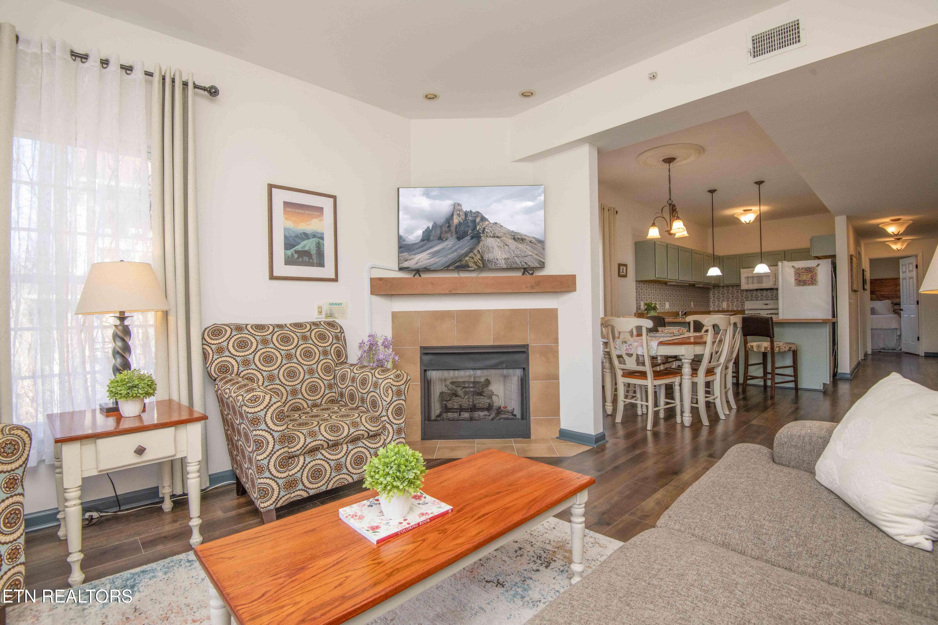 527 River Place Way Sevierville TN 37862