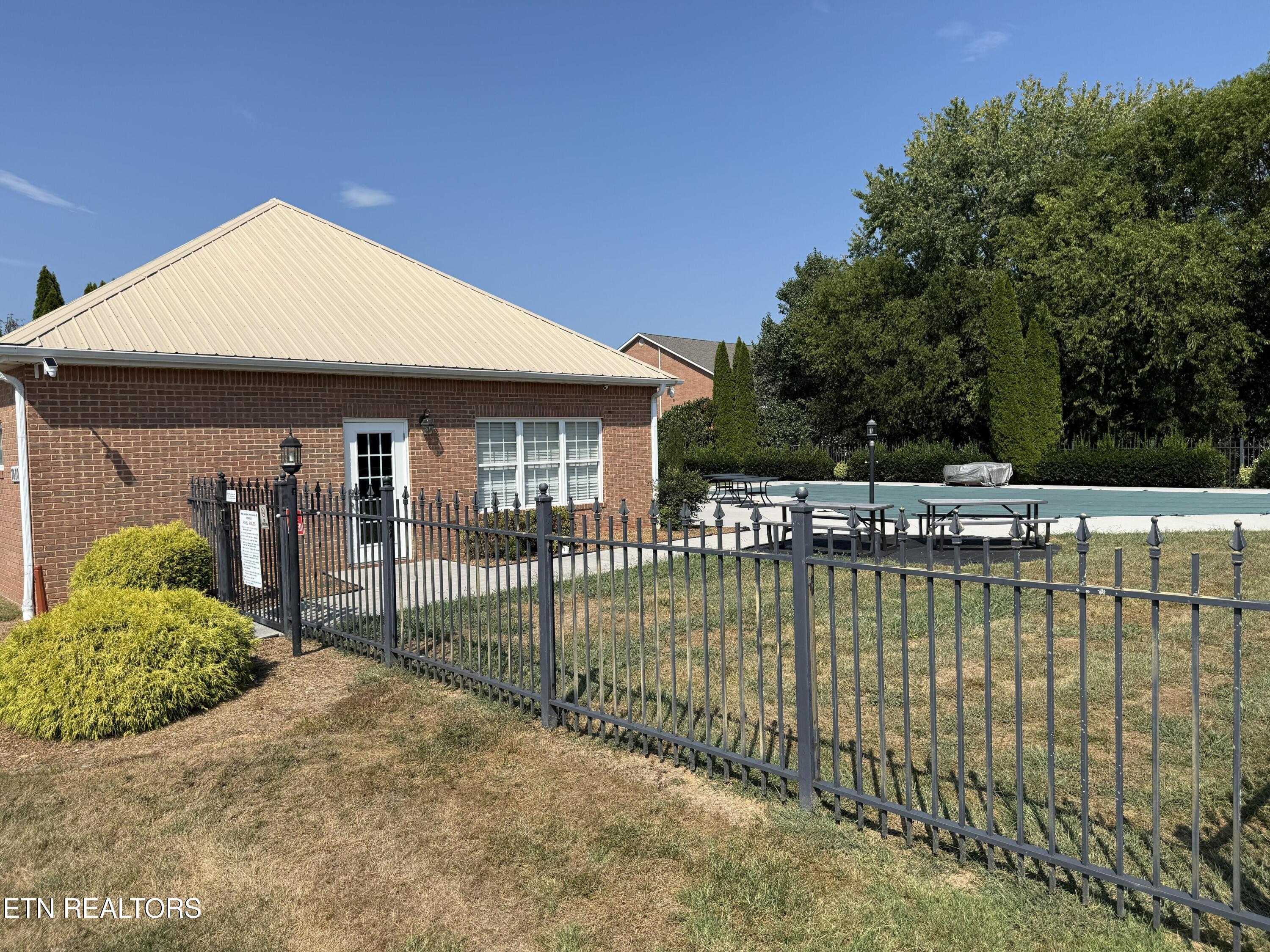 7768 Charmwood Way Knoxville TN 37938