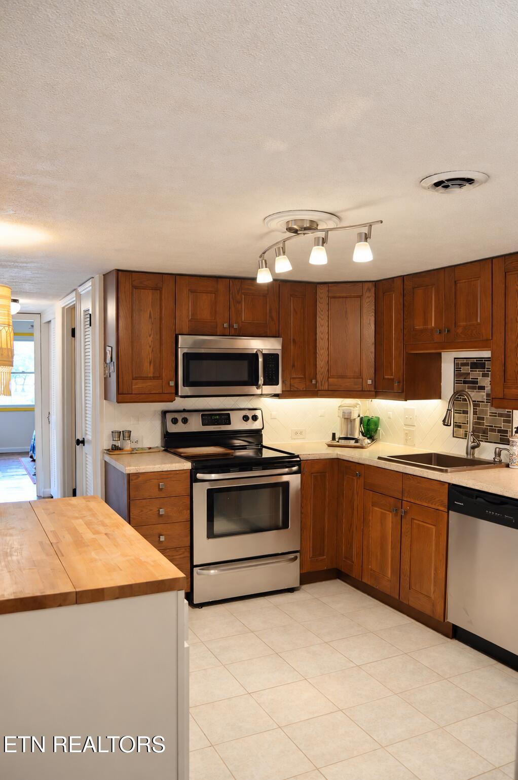 1617 Woodrow Drive Knoxville TN 37918