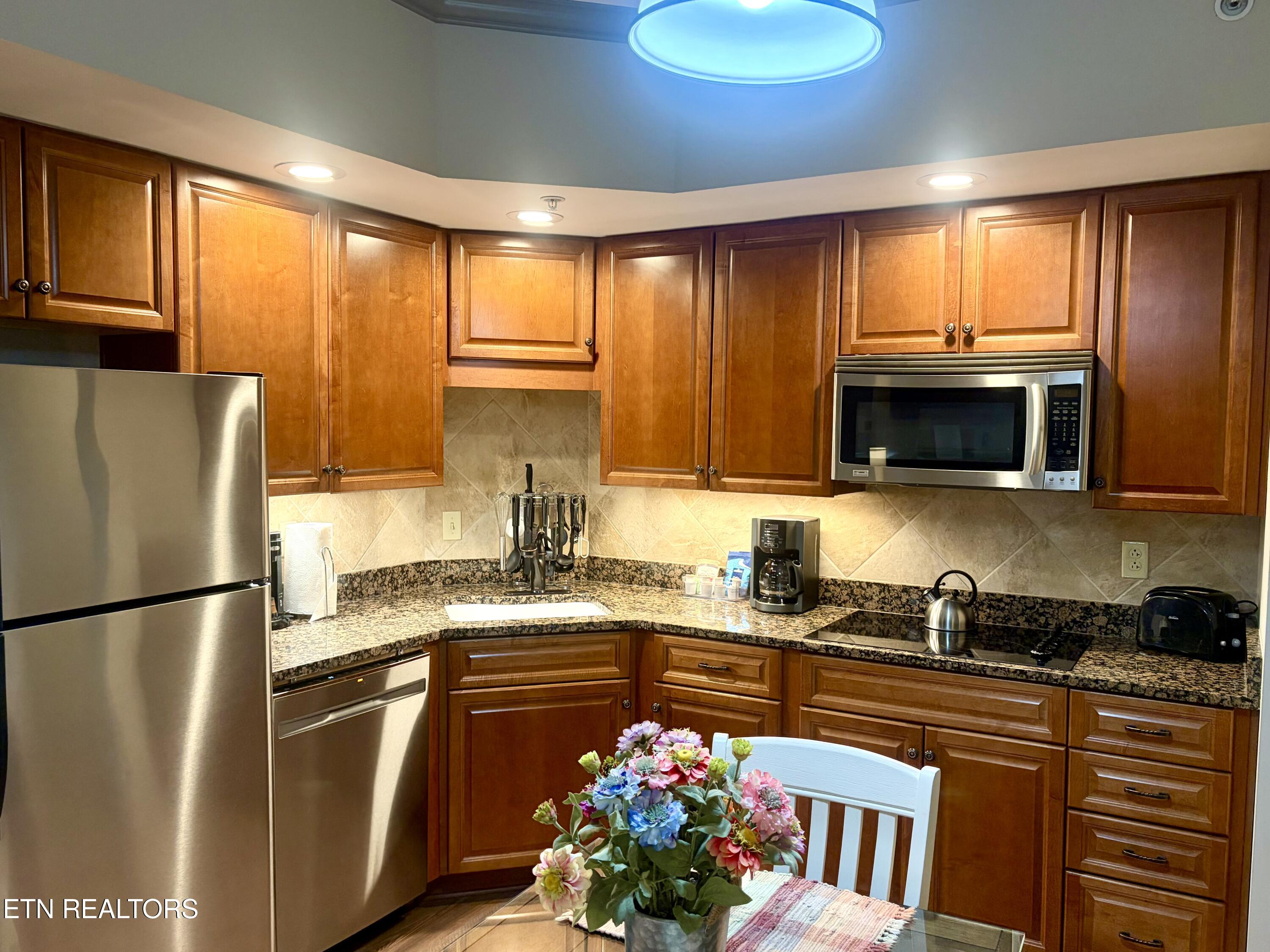212 Dollywood Lane Pigeon Forge TN 37863
