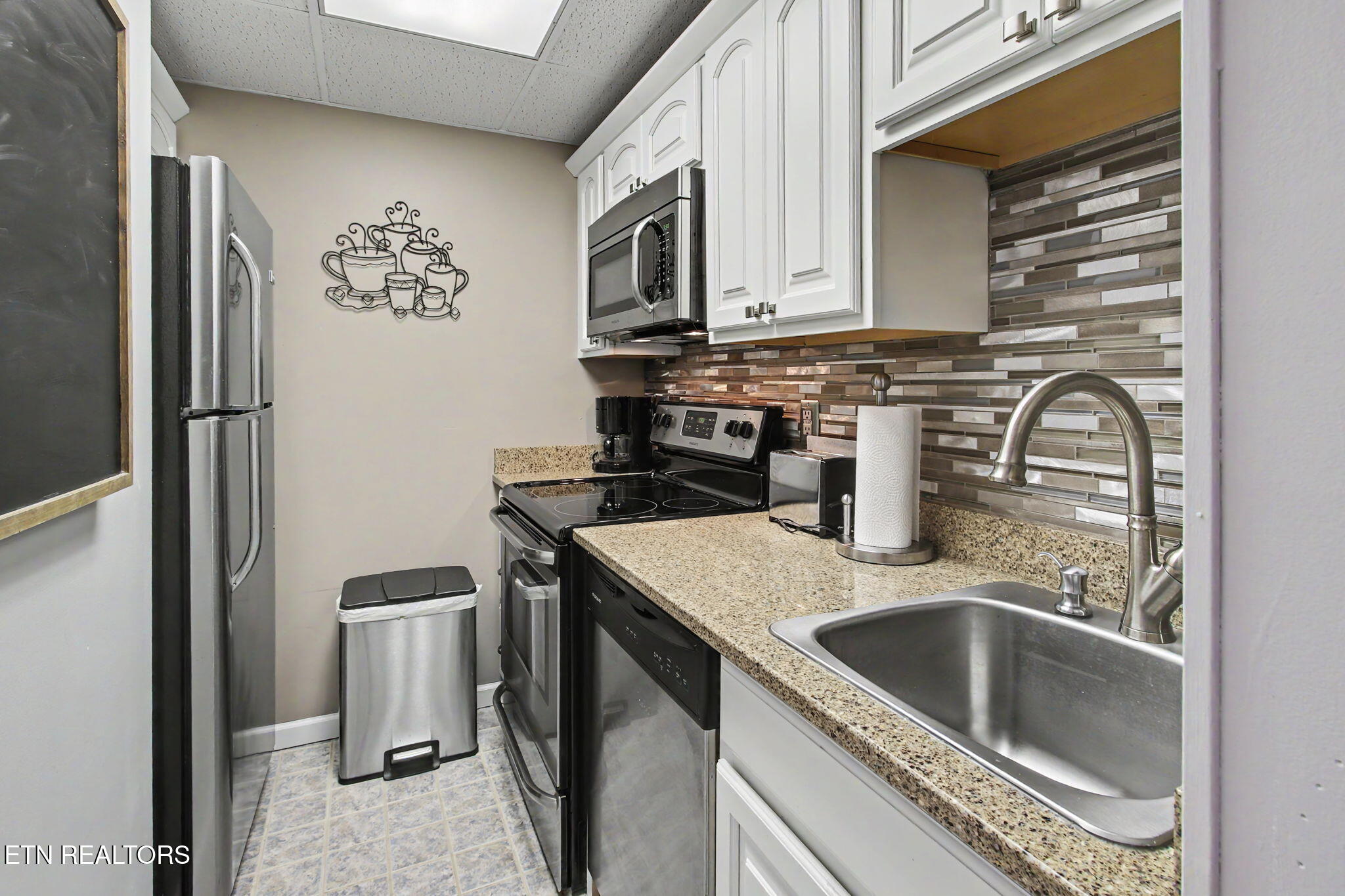102 Baskins Creek Bypass Gatlinburg TN 37738
