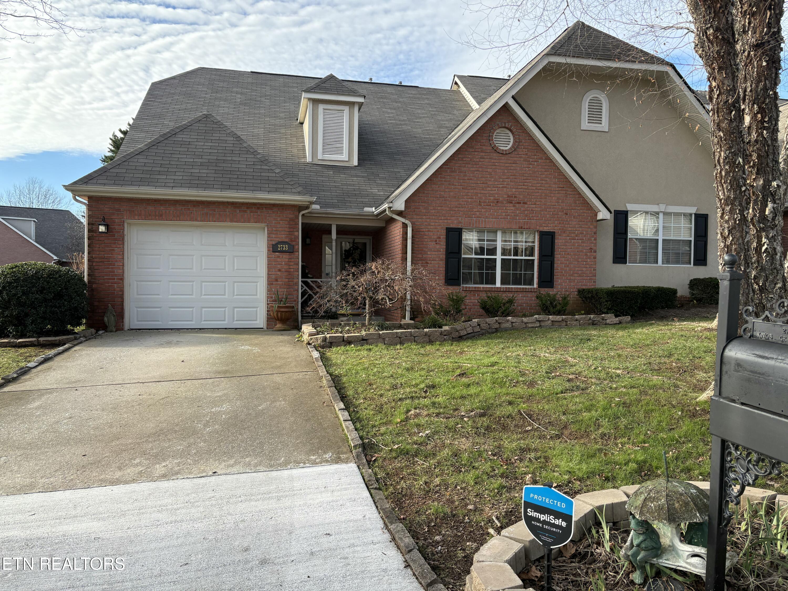 2733 Knob Creek Lane Knoxville TN 37912