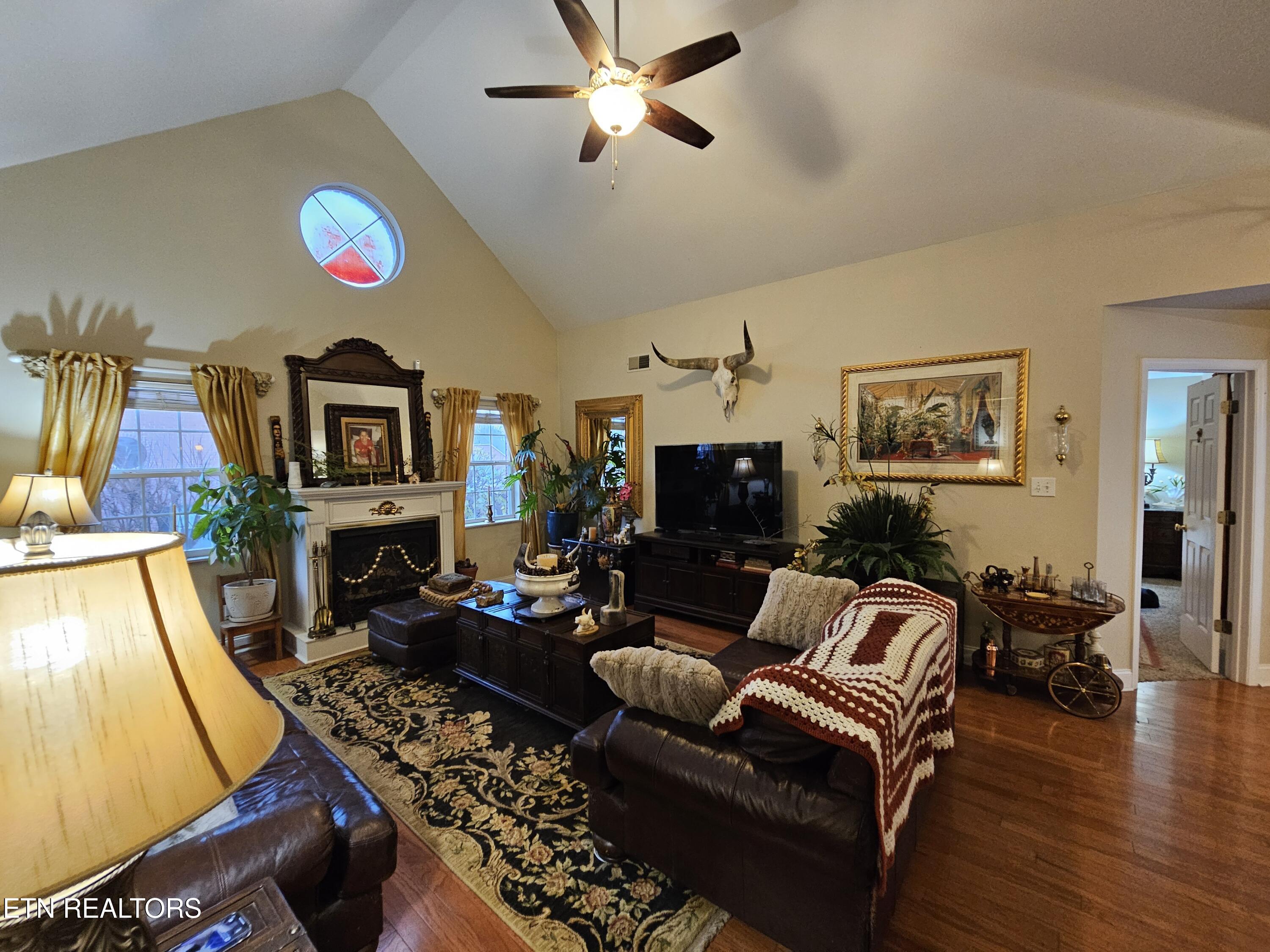 2733 Knob Creek Lane Knoxville TN 37912
