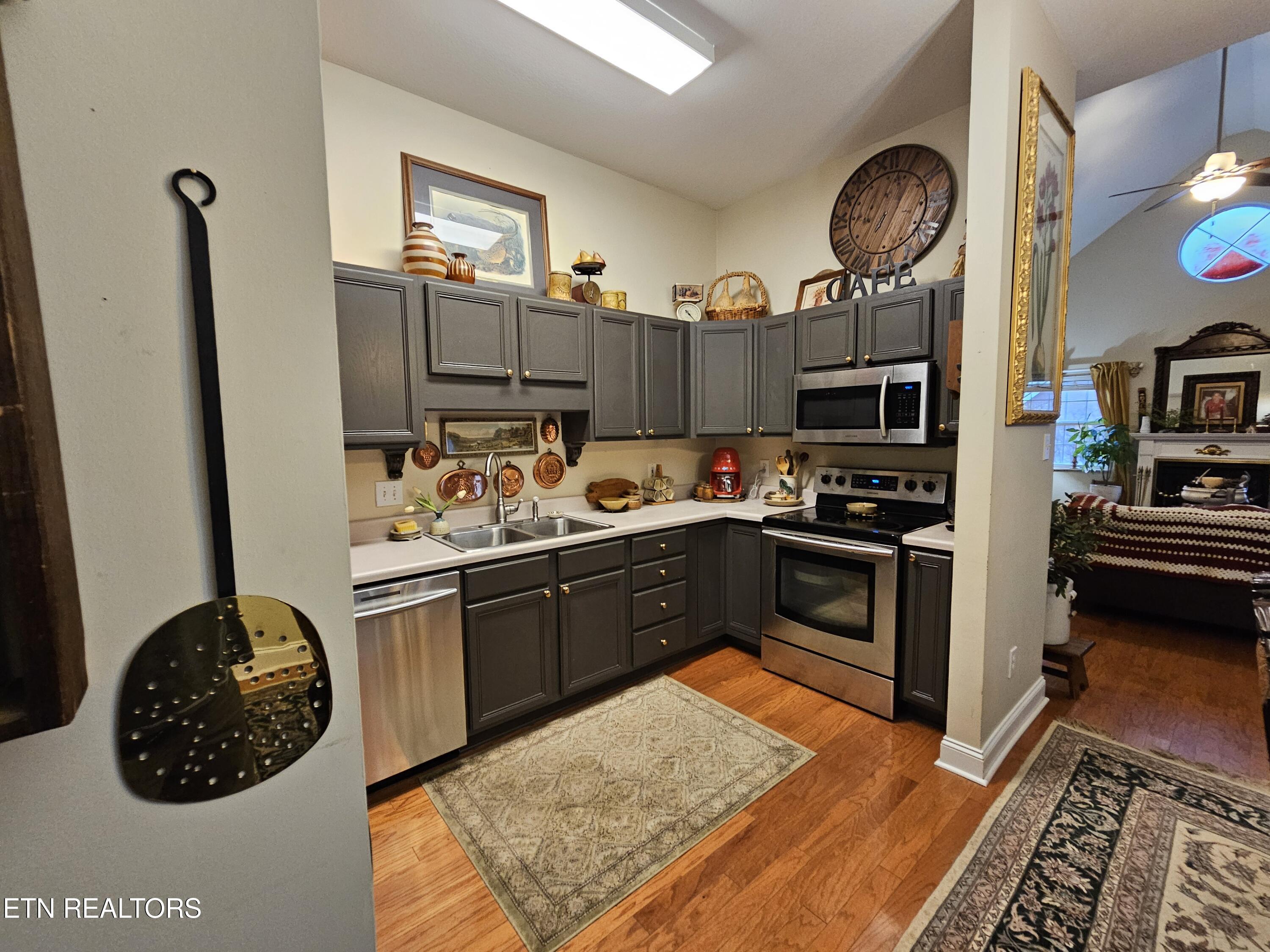 2733 Knob Creek Lane Knoxville TN 37912