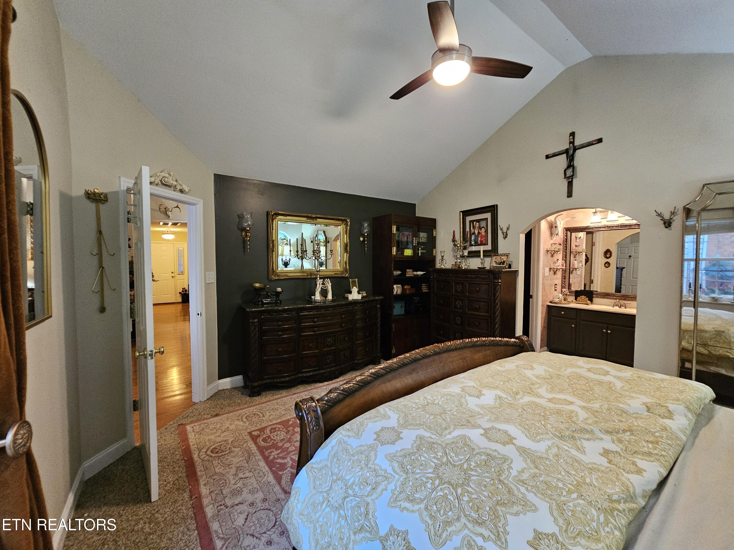2733 Knob Creek Lane Knoxville TN 37912