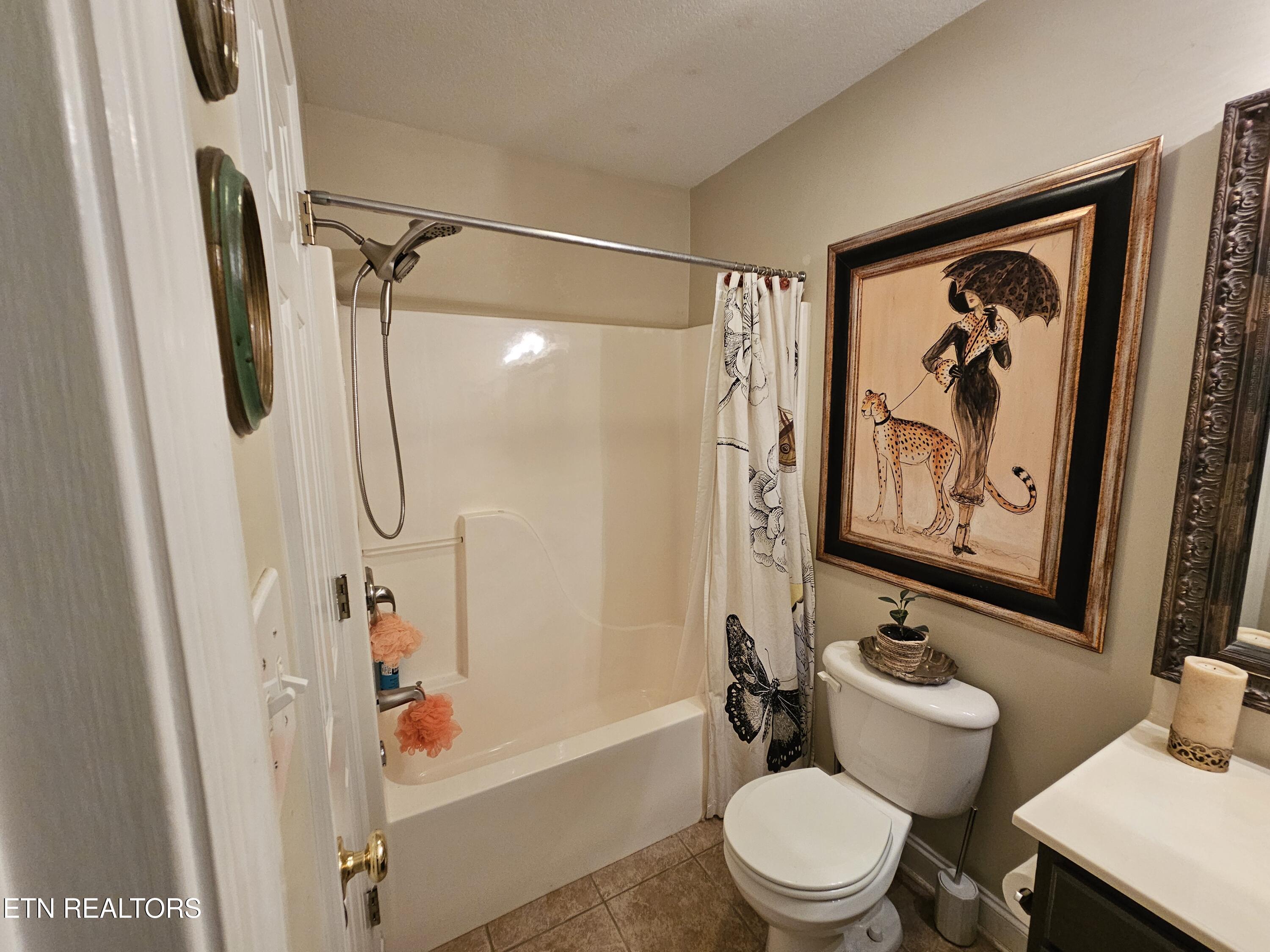 2733 Knob Creek Lane Knoxville TN 37912