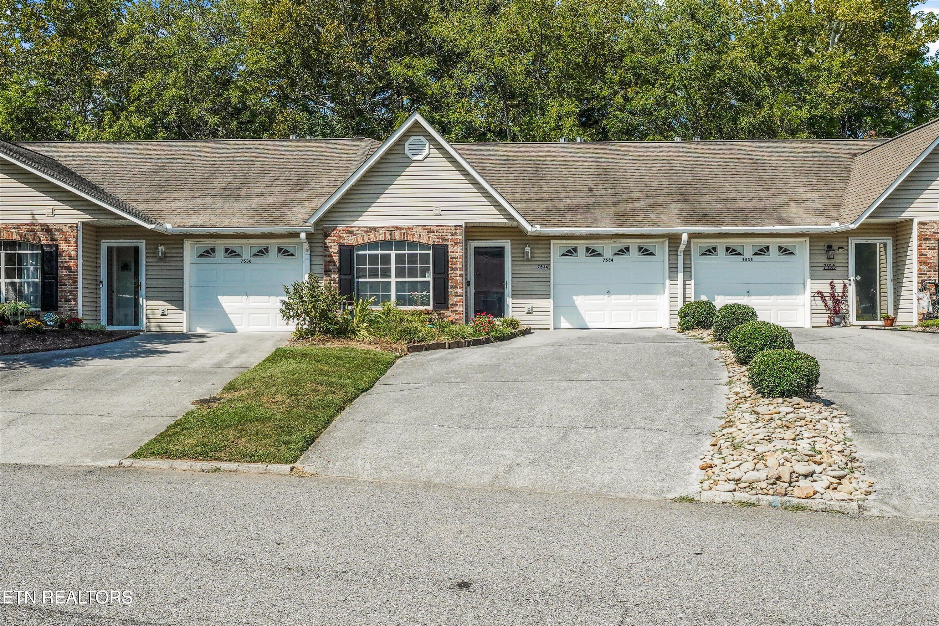 7534 Creek Song Court Knoxville TN 37920