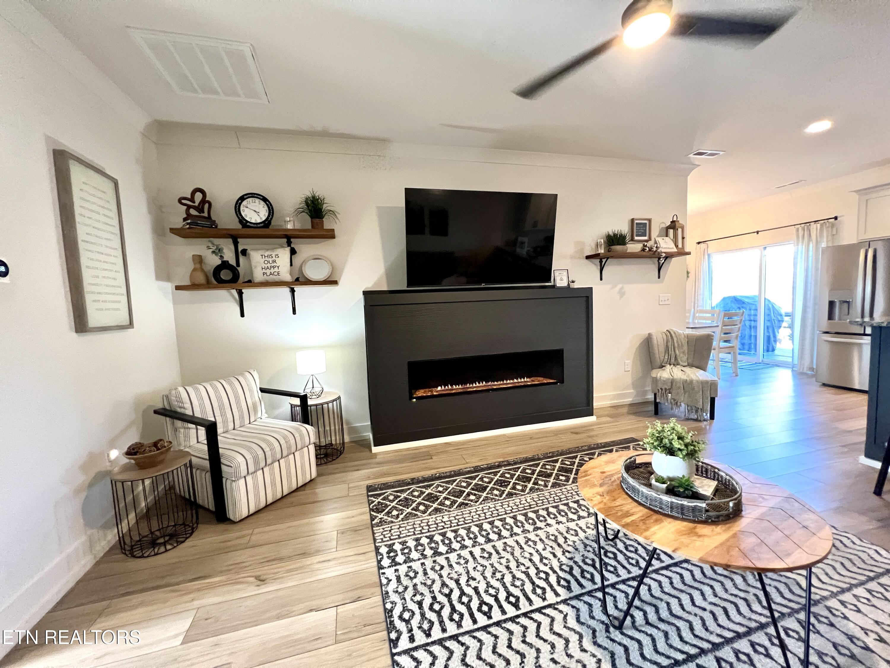 414 Fleeta Williams Way Pigeon Forge TN 37862