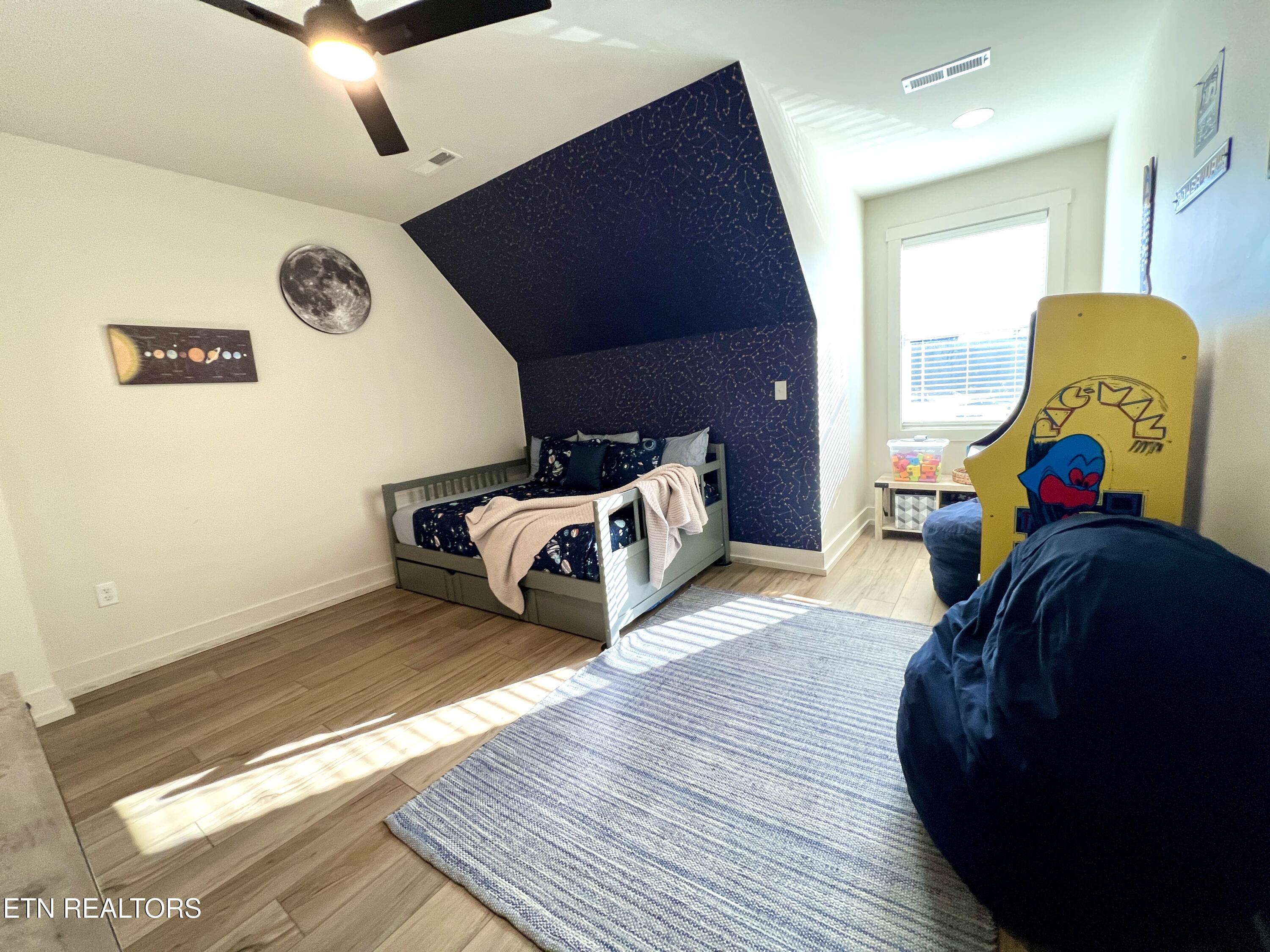414 Fleeta Williams Way Pigeon Forge TN 37862