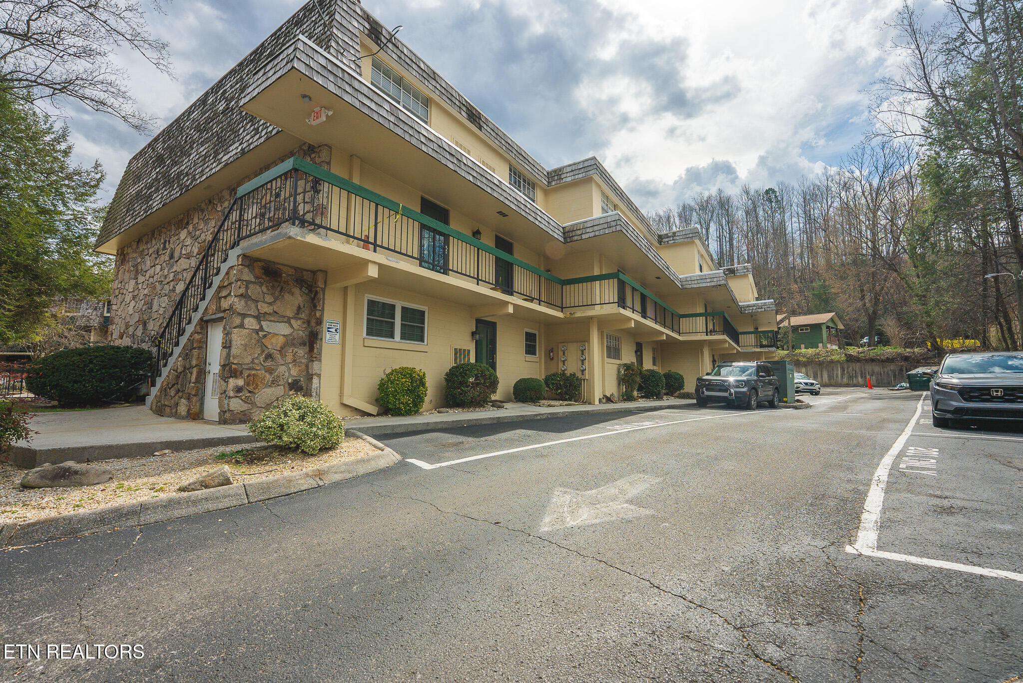 260 Roaring Fork Road Gatlinburg TN 37738