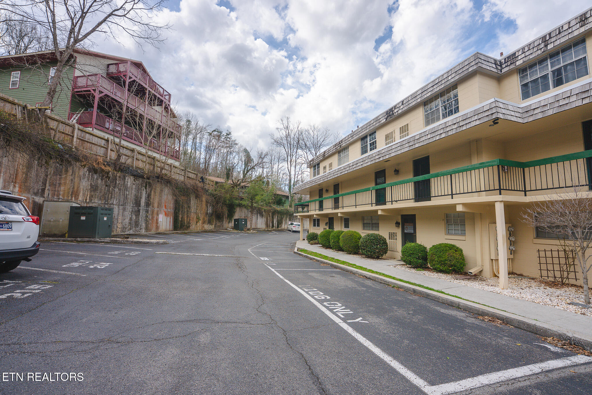 260 Roaring Fork Road Gatlinburg TN 37738