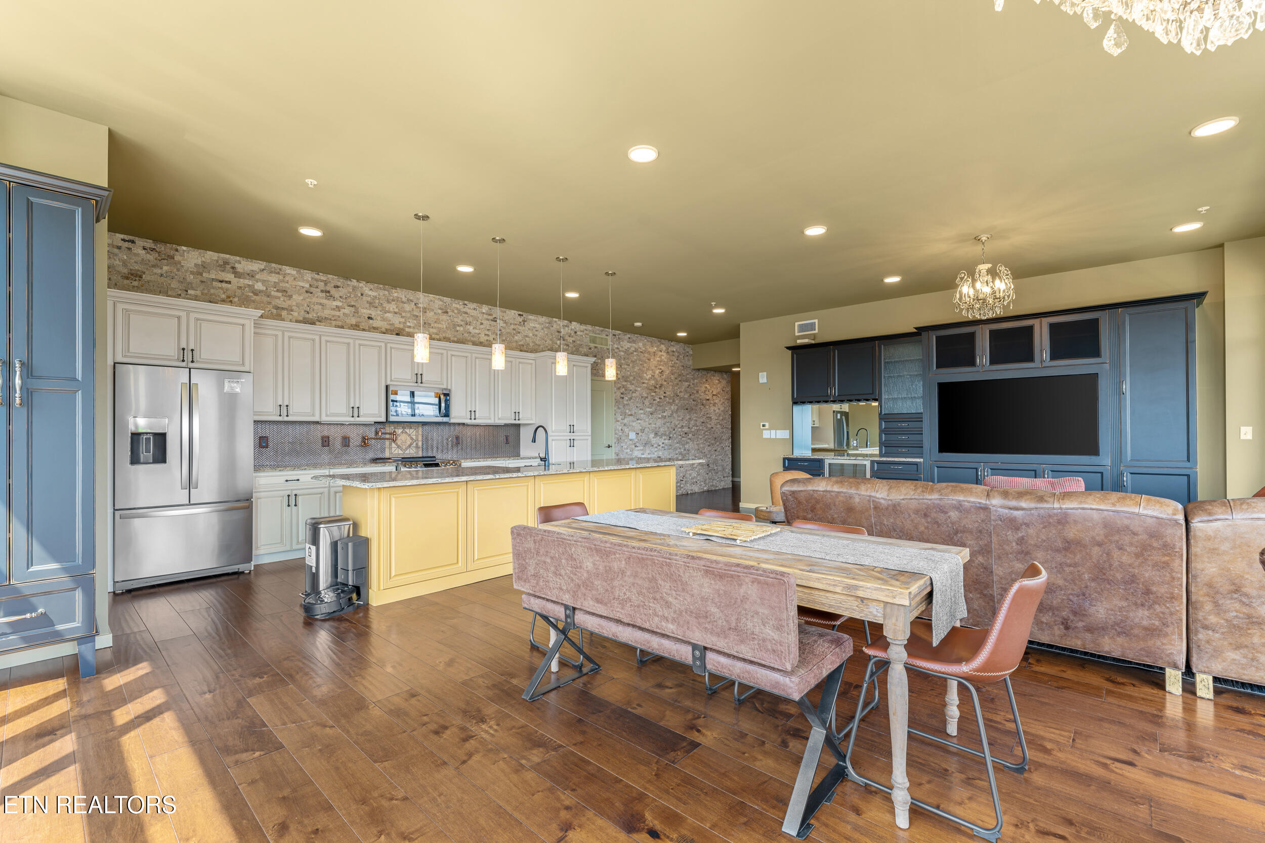 333 W Depot Avenue Knoxville TN 37917