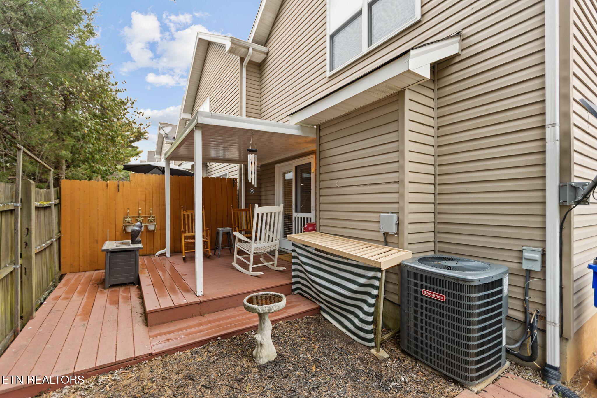 1003 Woullard Way Sevierville TN 37876