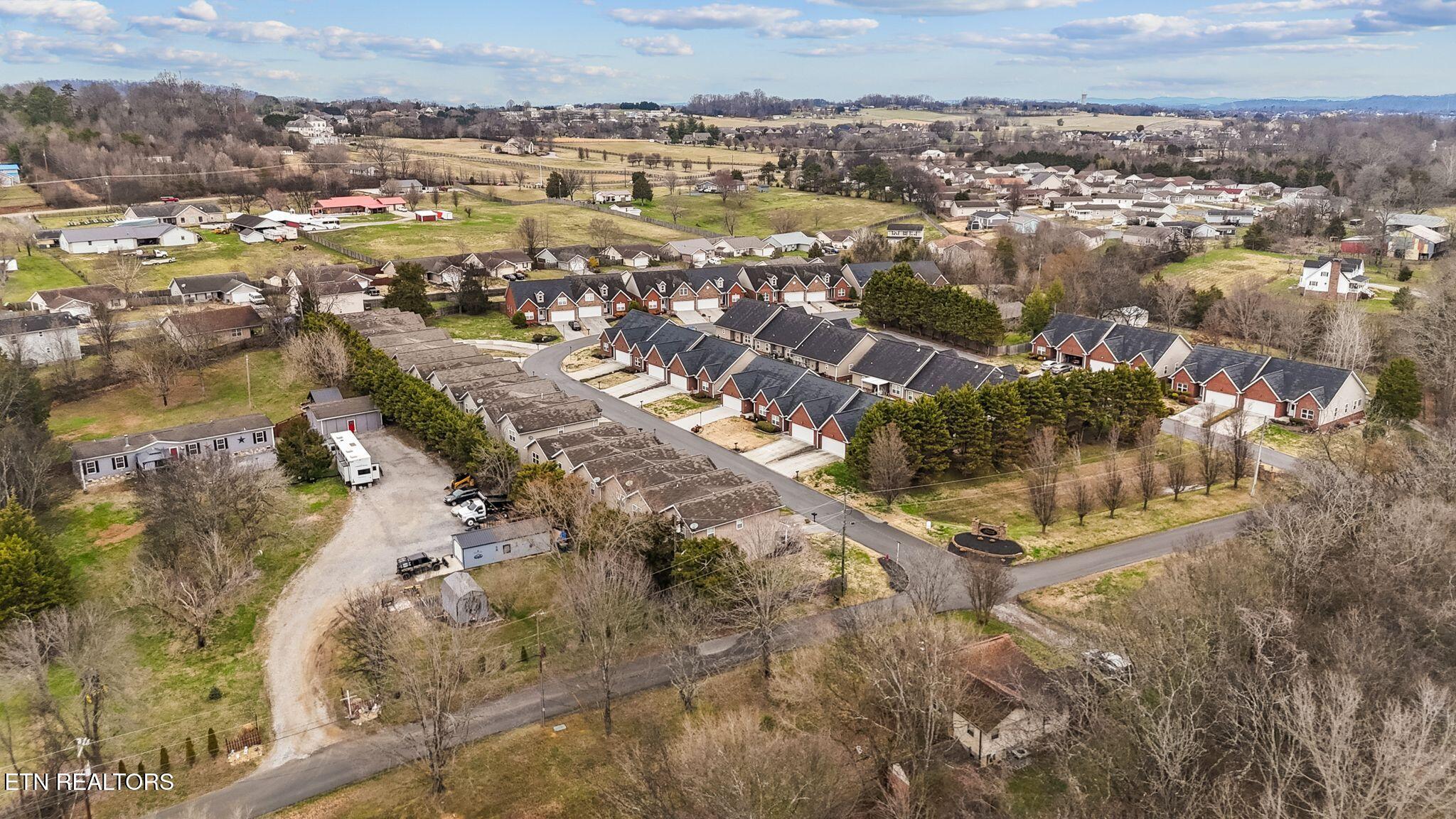 1003 Woullard Way Sevierville TN 37876