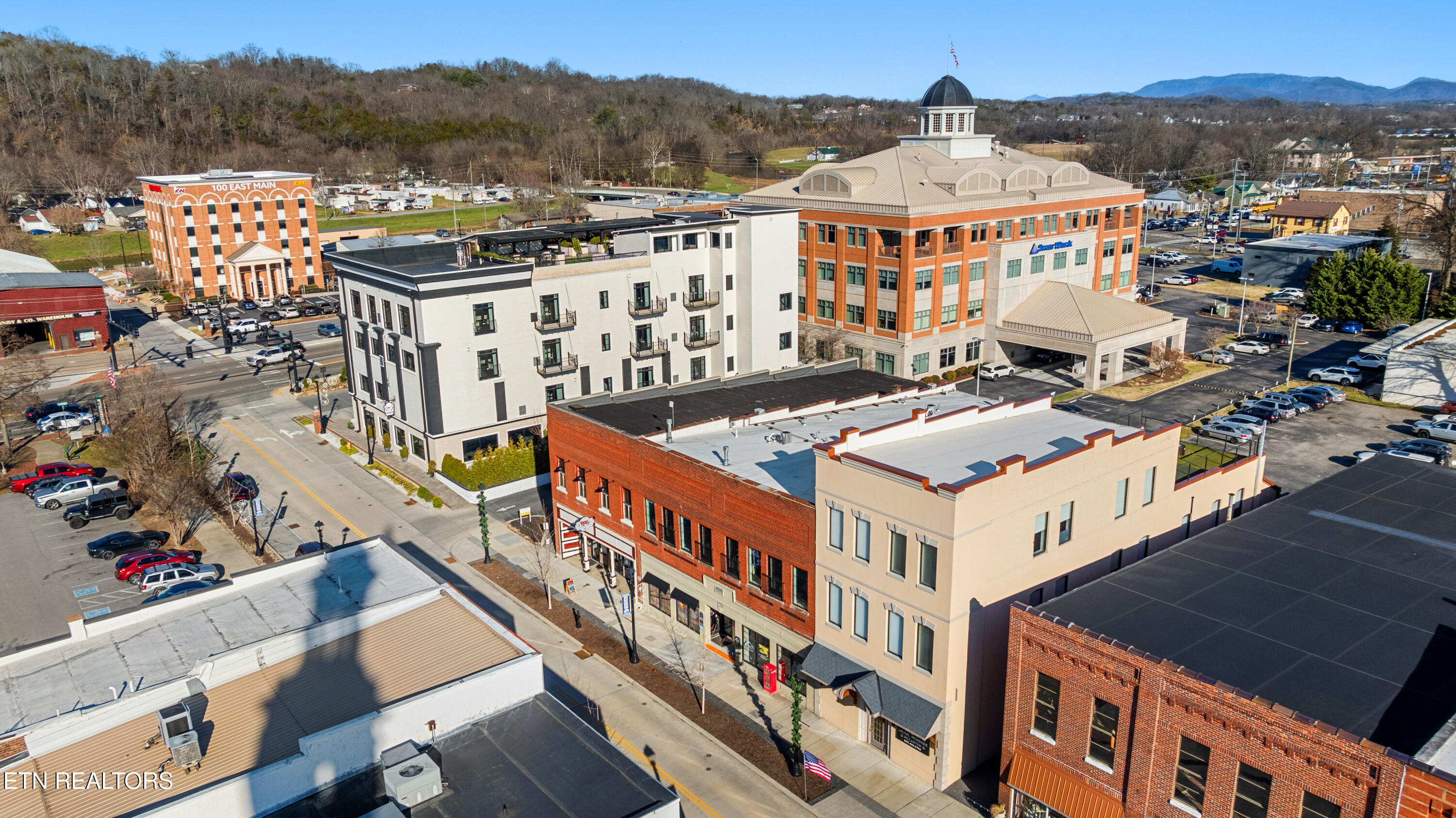 118 Court Avenue Sevierville TN 37862