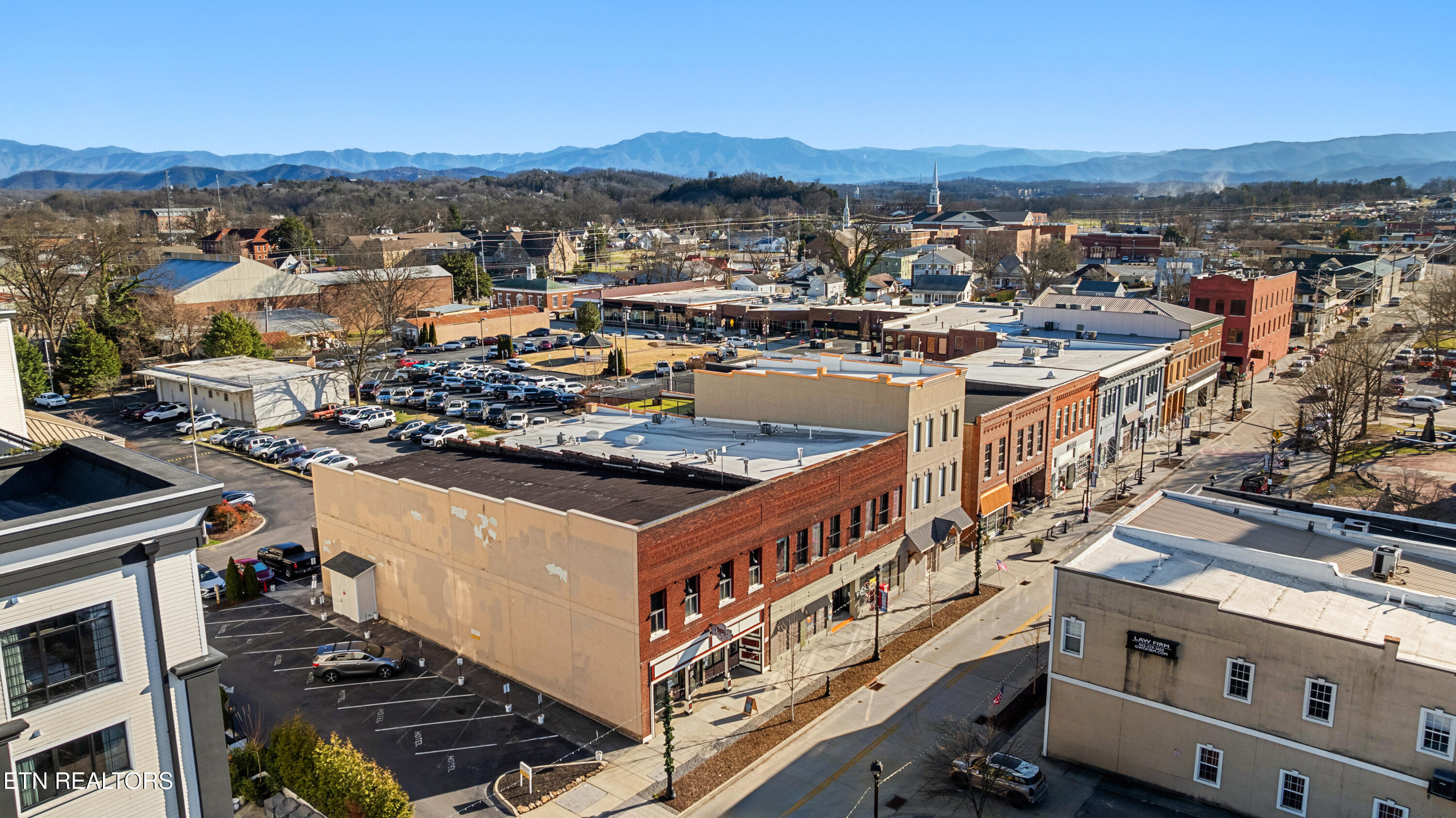 118 Court Avenue Sevierville TN 37862