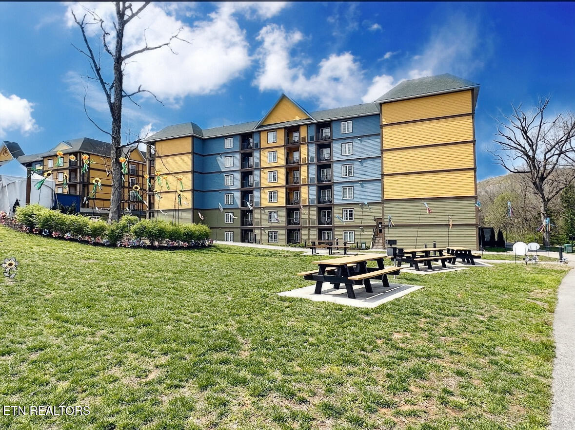 225 Collier Drive Sevierville TN 37862