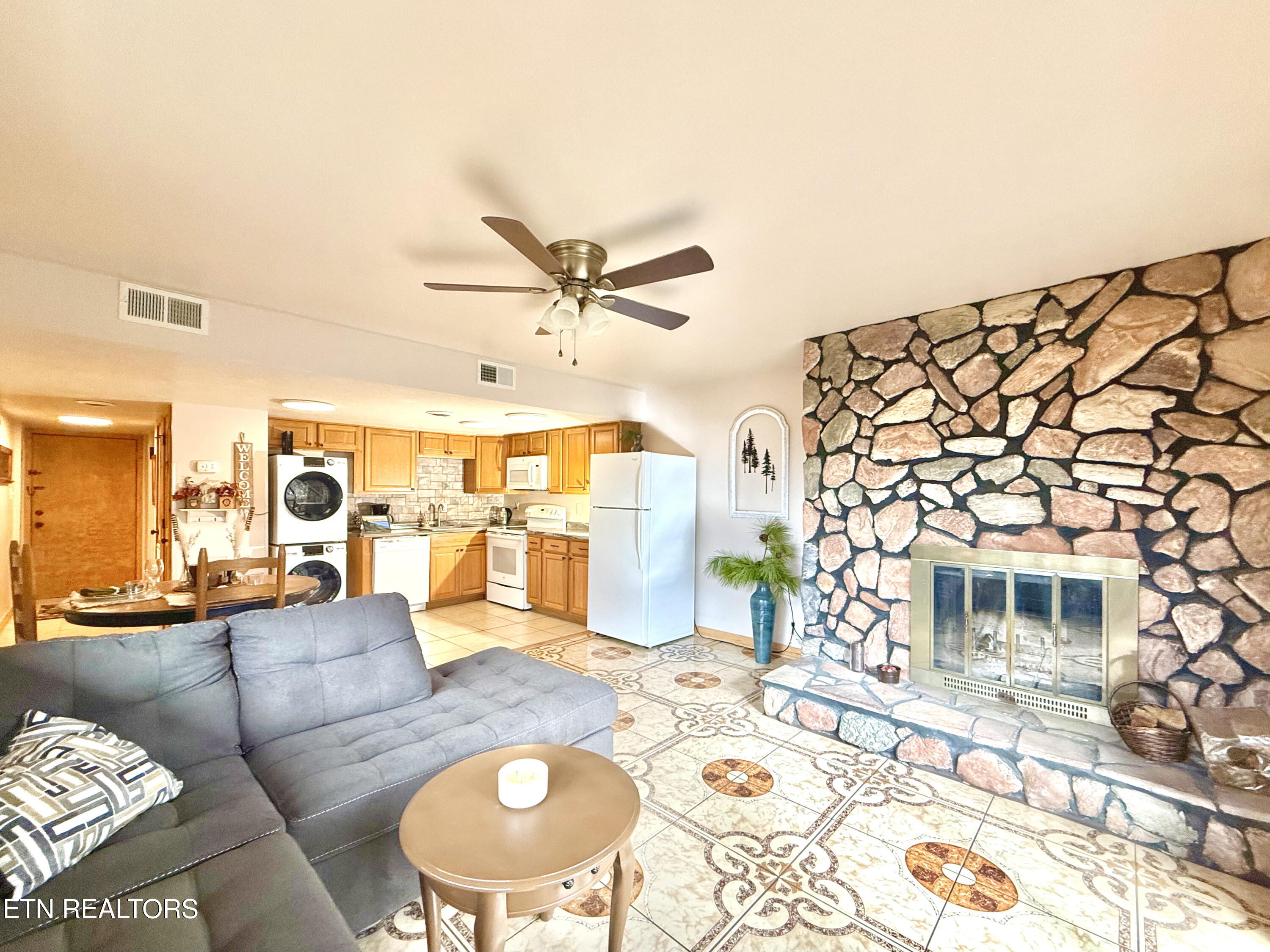 1081 Cove Road Sevierville TN 37876