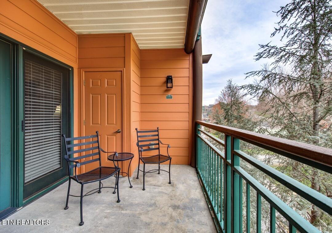 215 Woliss Lane Gatlinburg TN 37738