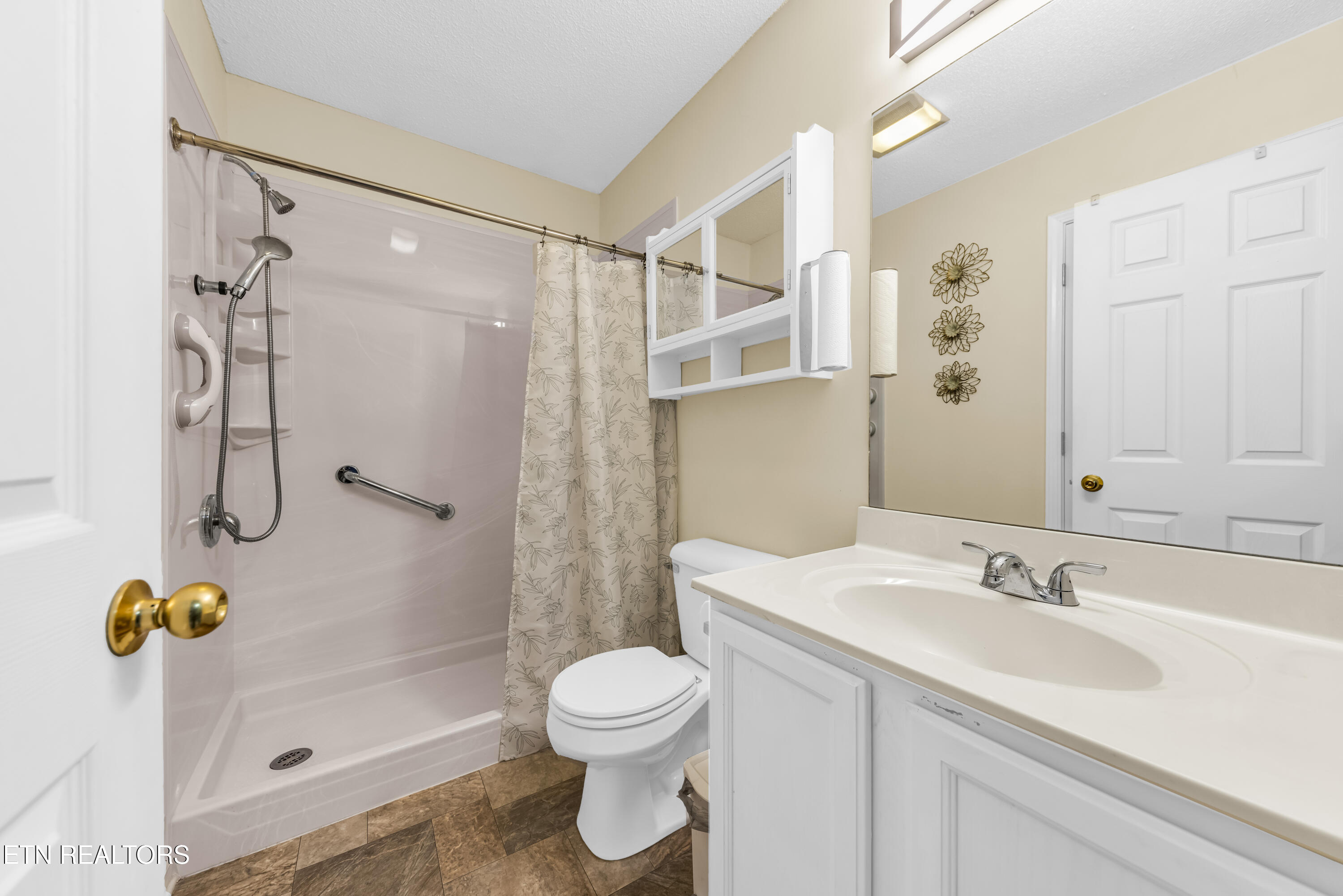 3205 Quiet Way Knoxville TN 37918