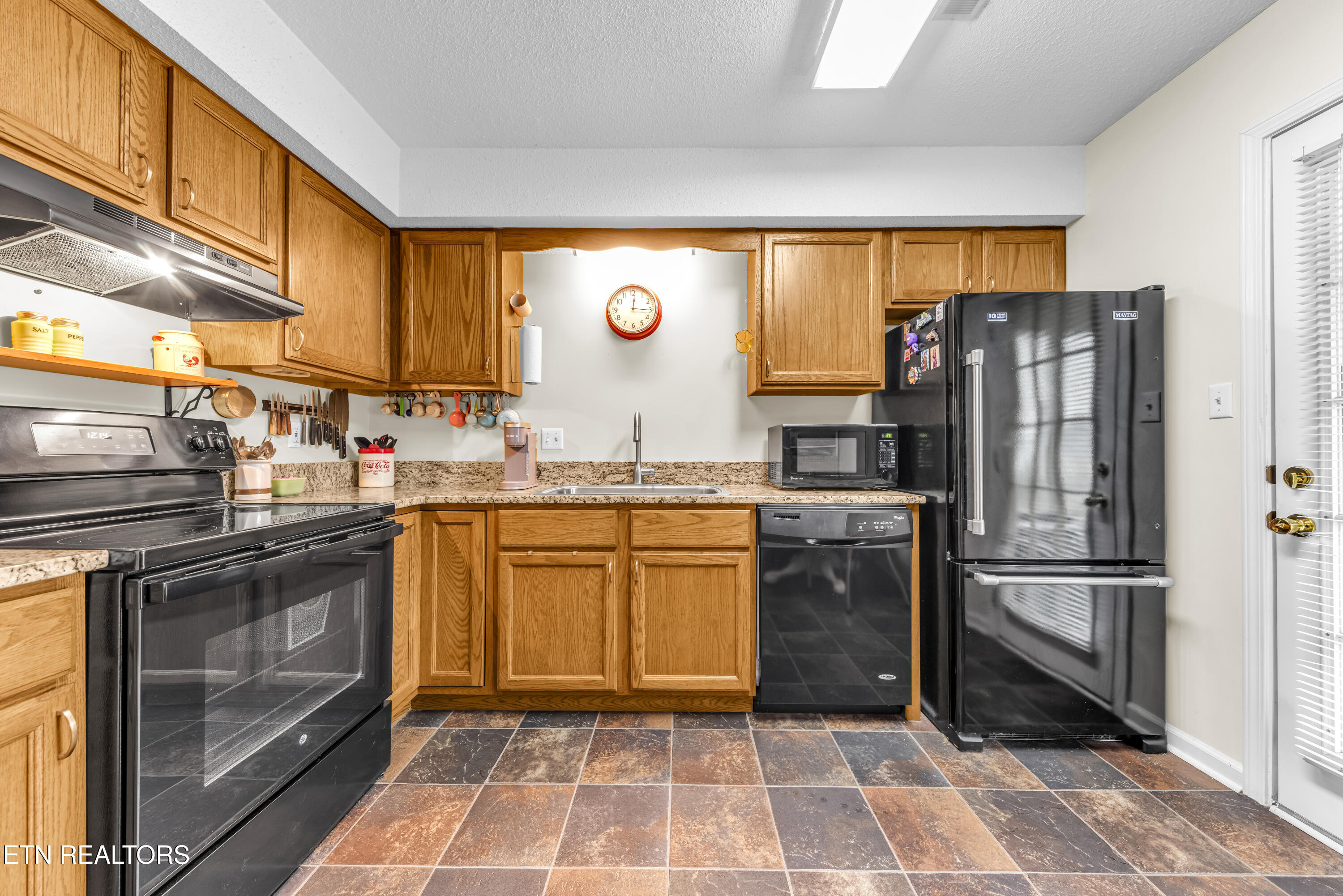 3205 Quiet Way Knoxville TN 37918