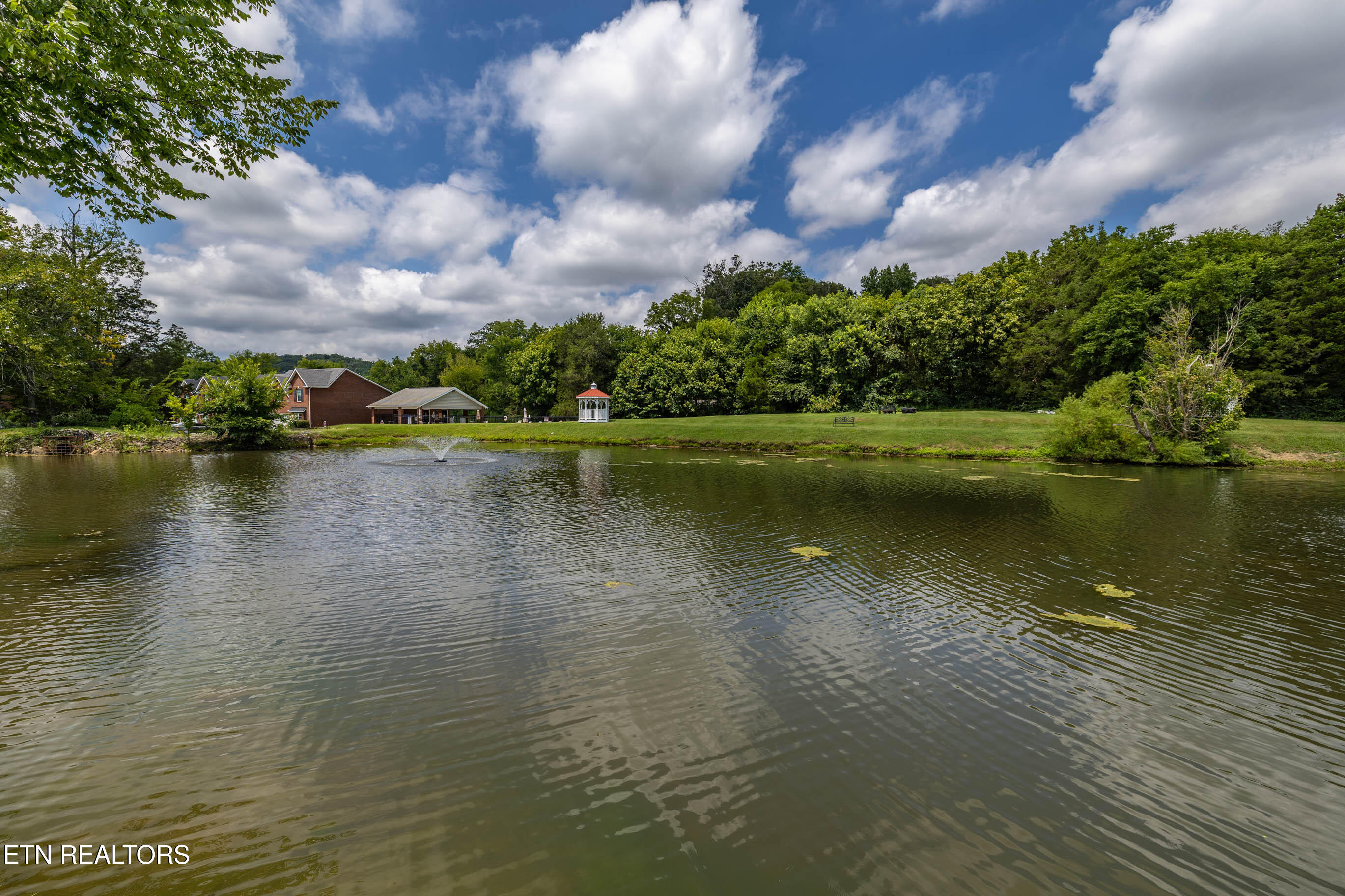2148 Beacon Light Way Knoxville TN 37931