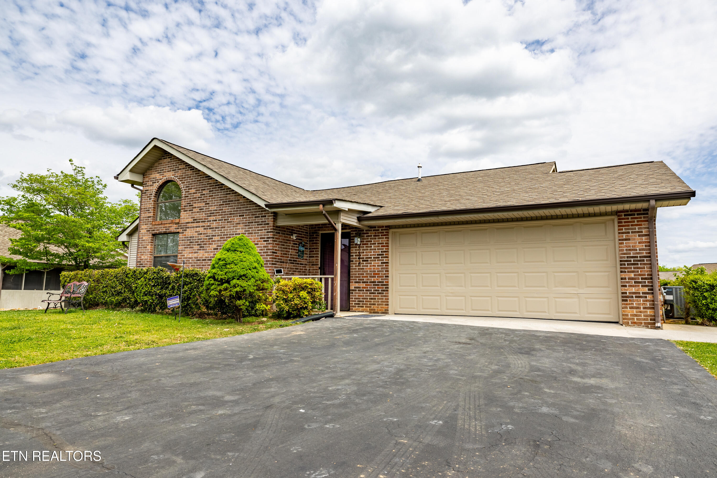 1148 Fielding Drive Maryville TN 37804