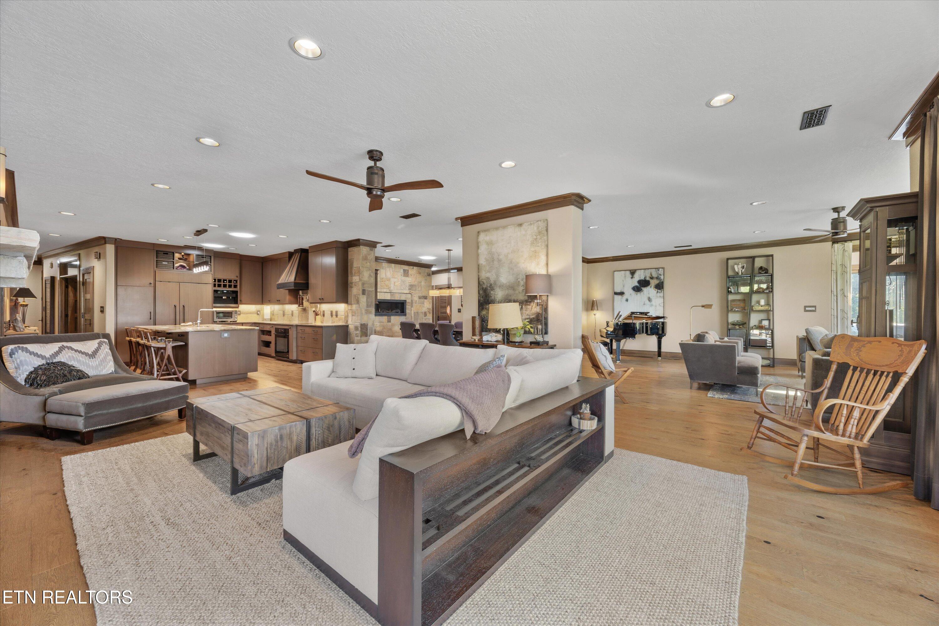 3834 Lake Pointe Drive Kingston TN 37763