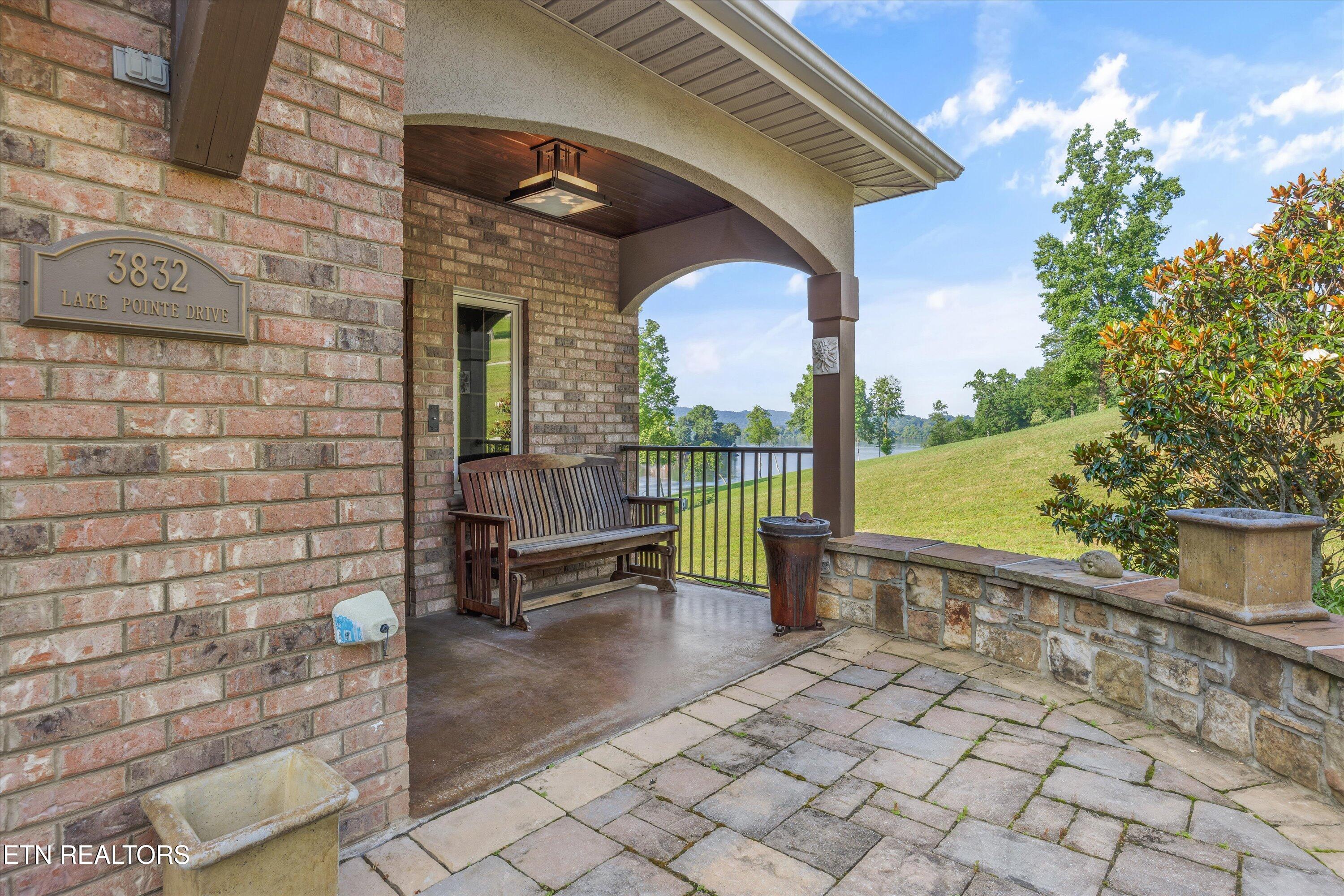 3834 Lake Pointe Drive Kingston TN 37763
