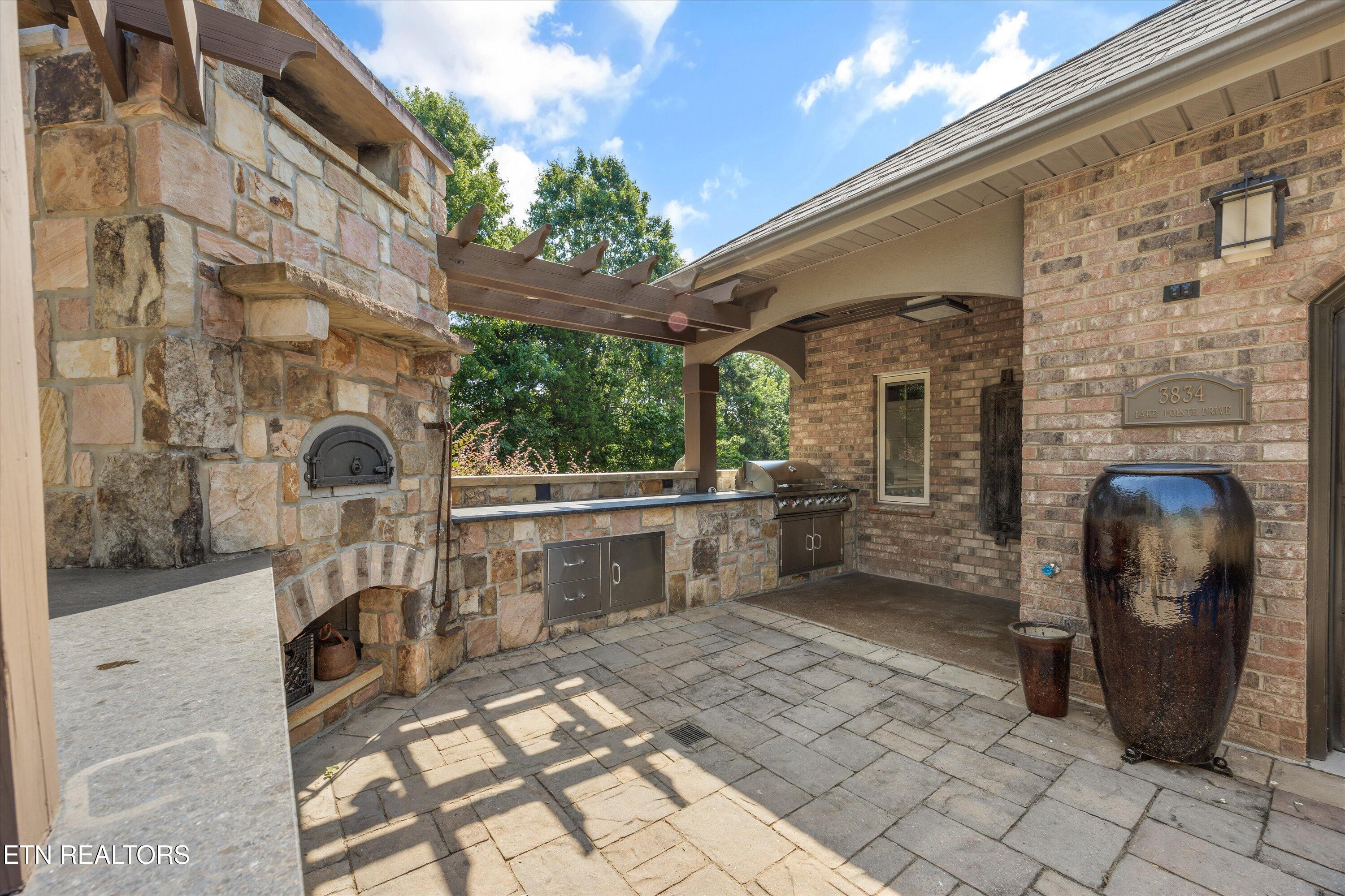3834 Lake Pointe Drive Kingston TN 37763