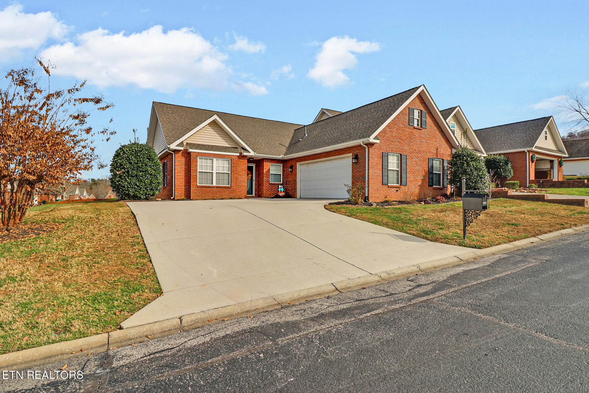 7038 Winter Oaks Way Knoxville TN 37918