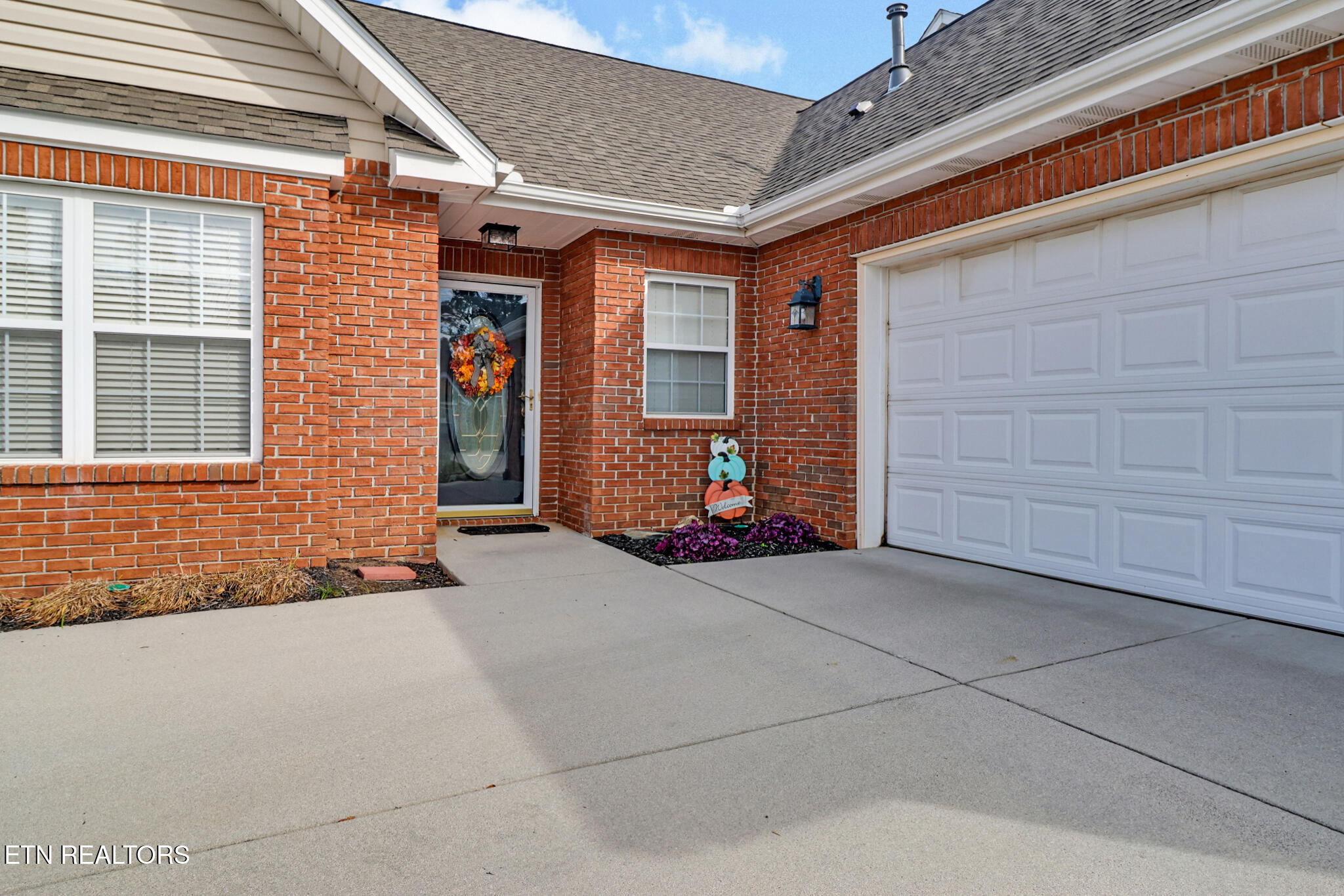 7038 Winter Oaks Way Knoxville TN 37918