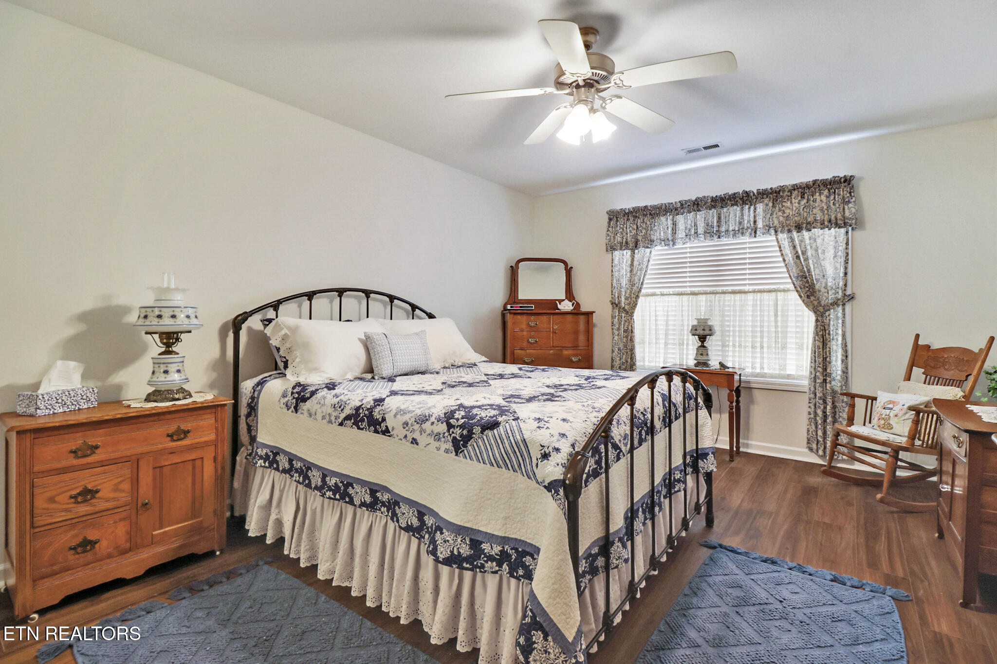 7038 Winter Oaks Way Knoxville TN 37918