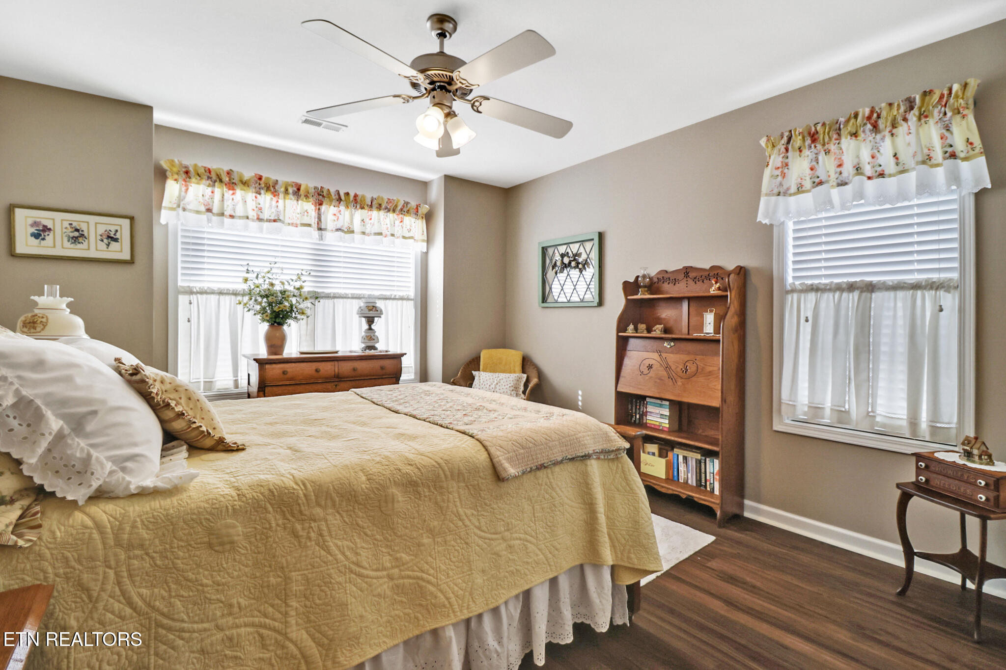 7038 Winter Oaks Way Knoxville TN 37918