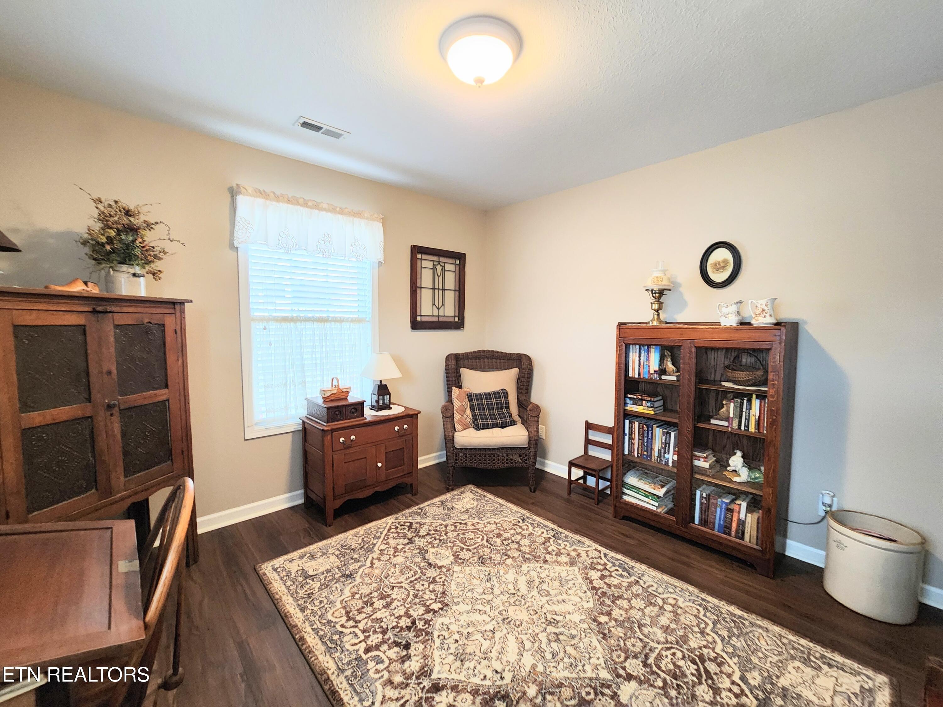 7038 Winter Oaks Way Knoxville TN 37918