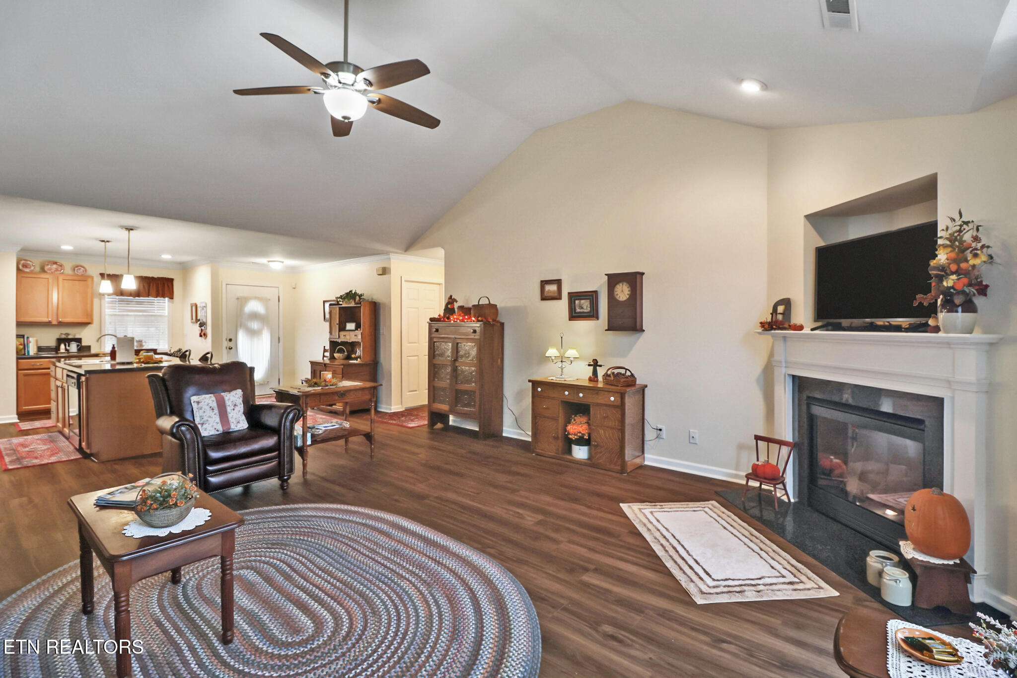 7038 Winter Oaks Way Knoxville TN 37918