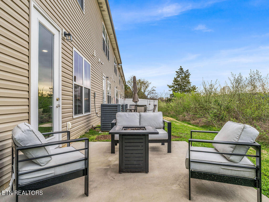 402 Judson Way Lenoir City TN 37771