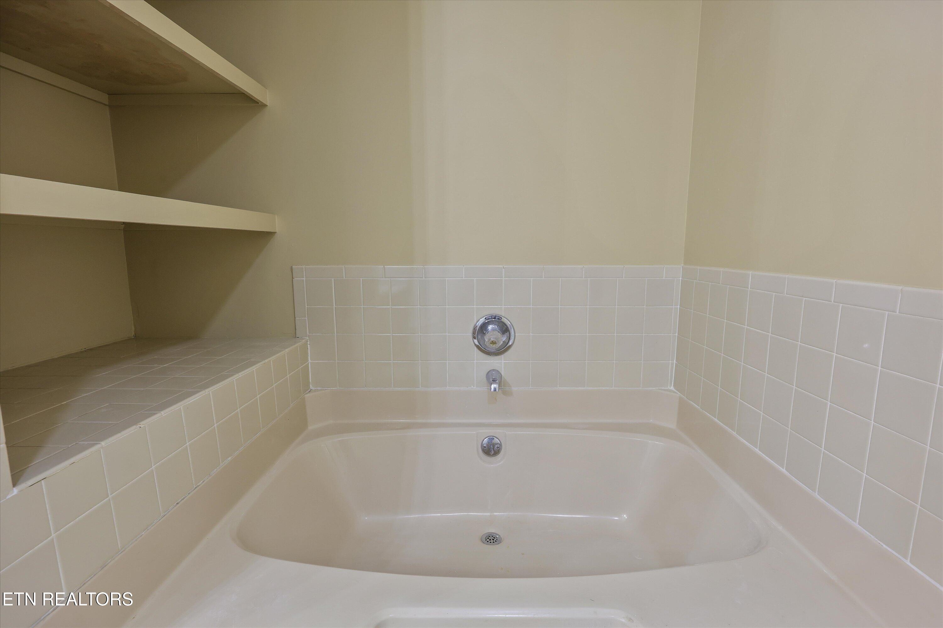 1129 Greywood Drive Knoxville TN 37923