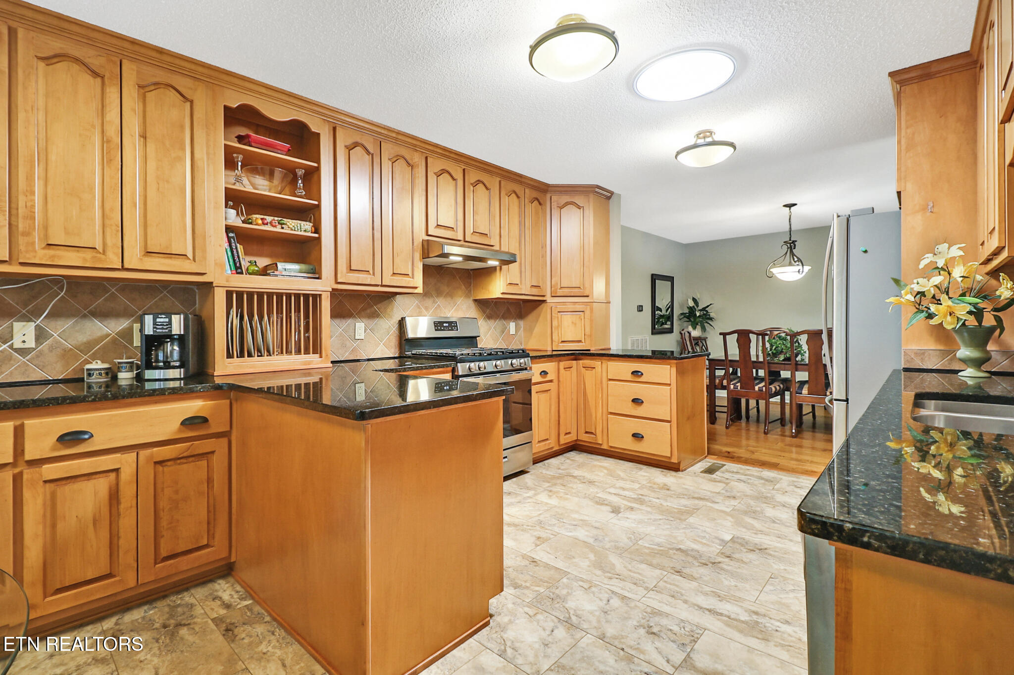 2 Altanglen Lane Fairfield Glade TN 38558