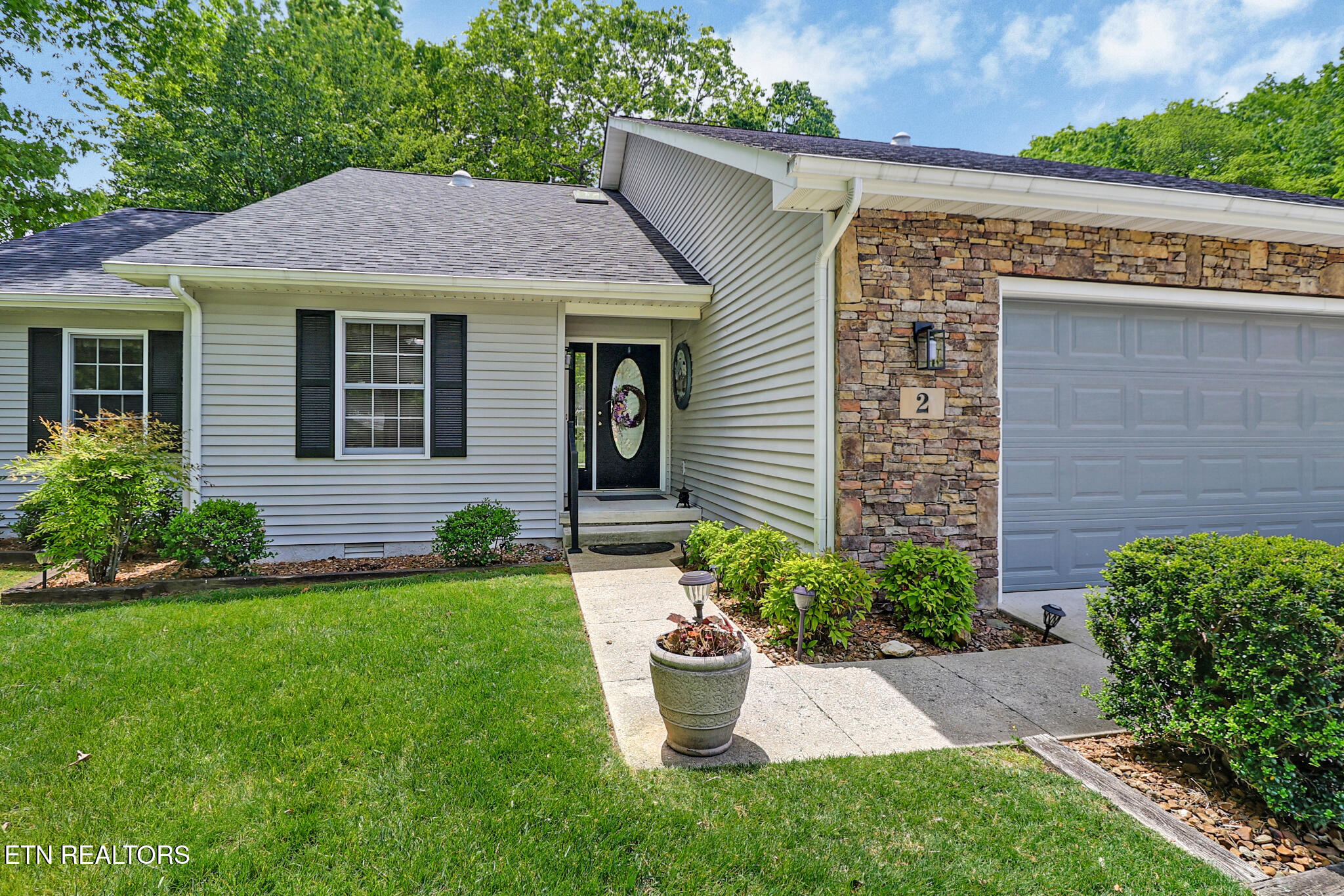 2 Altanglen Lane Fairfield Glade TN 38558