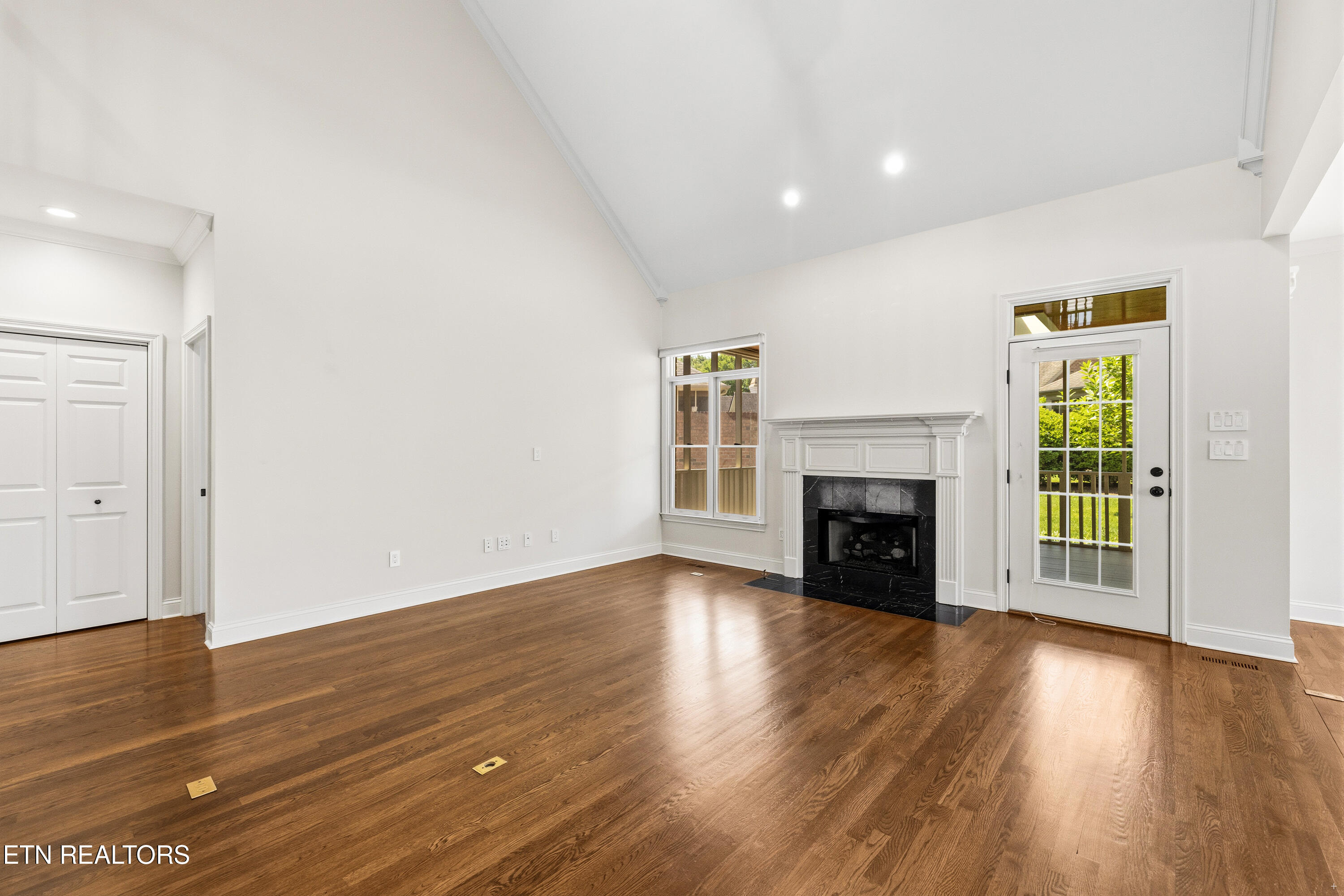 1166 Highgrove Gardens Way Knoxville TN 37922